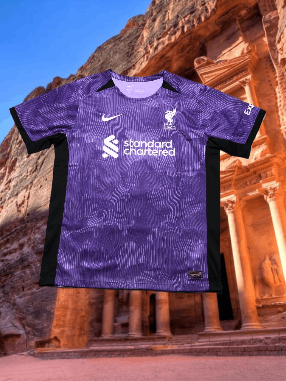 Nike Jersey Nike Vintage T-Shirt Y2K logo L.F.C.0 #8 SZOBOSZLAI Size US XL / EU 56 / 4 - 1 Thumbnail