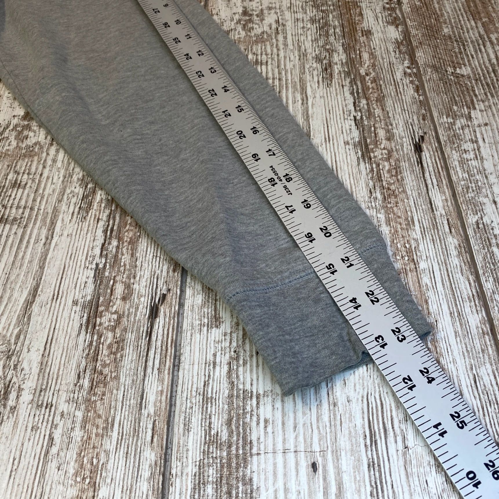 Obey OBEY Hoodie Men Medium Gray Solid Spell Out Sweatshirt Pullover Streetwear 7262 Size US M / EU 48-50 / 2 - 8 Thumbnail