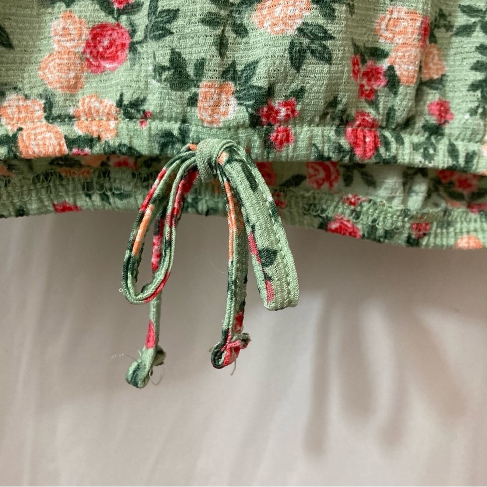 Other Inner Circle Spring Floral Short Flutter Sleeves Blouse Top Size S / US 4 / IT 40 - 4 Thumbnail