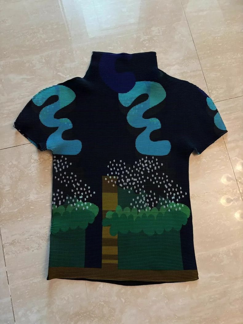 Other Issey Miyake/三宅一生 size:one size Blue pleated short sleeves Size XS / US 0-2 / IT 36-38 - 2 Thumbnail