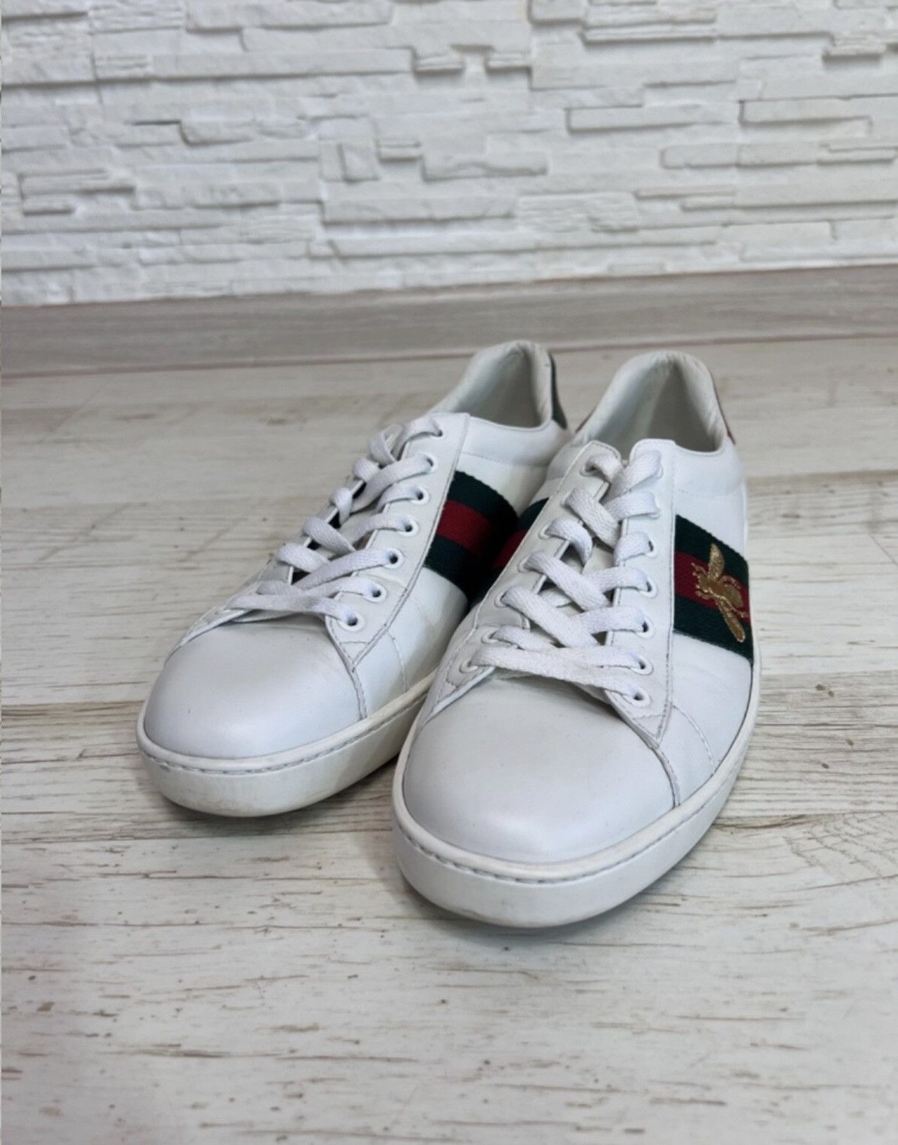 Gucci Gucci Ace Leather Sneakers Bee Embroidery Size 7.5 Designer Size US 8 / EU 41 - 4 Thumbnail