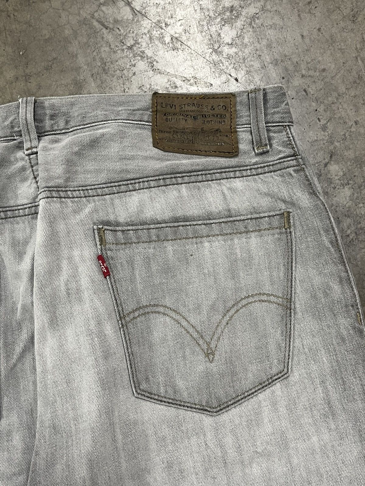 Levi's × Vintage Levi’s jorts vintage baggy fit faded gray streetwear hype Size US 36 / EU 52 - 5 Thumbnail