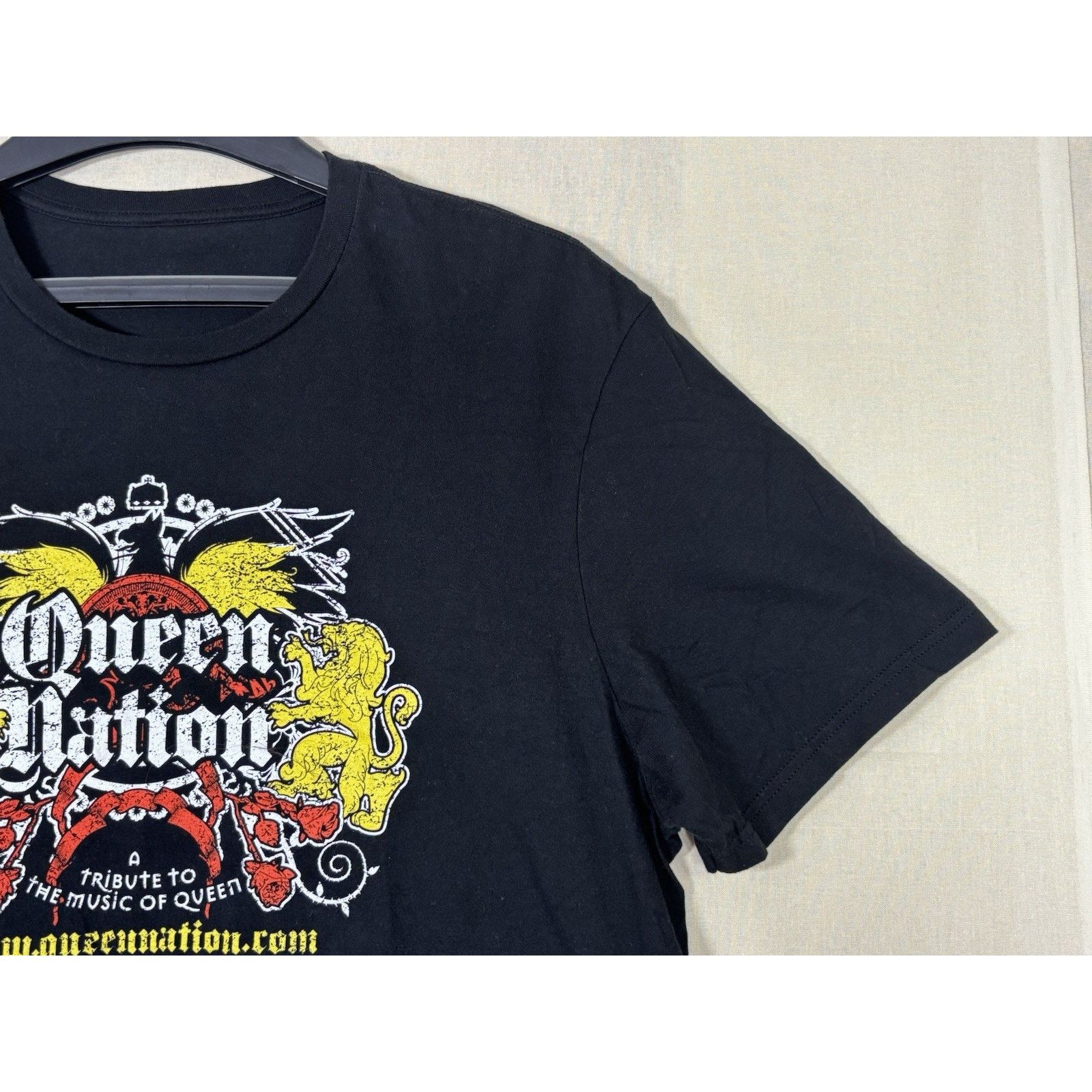 The Unbranded Brand Queen Nation Tribute Band T-Shirt Youth XL Tee Size US L / EU 52-54 / 3 - 10 Thumbnail