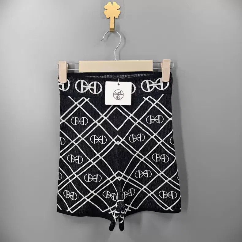 Hermes Hermes Pig Nose Printed Knit Shorts Size 24" / US 00 / IT 34 - 1 Thumbnail