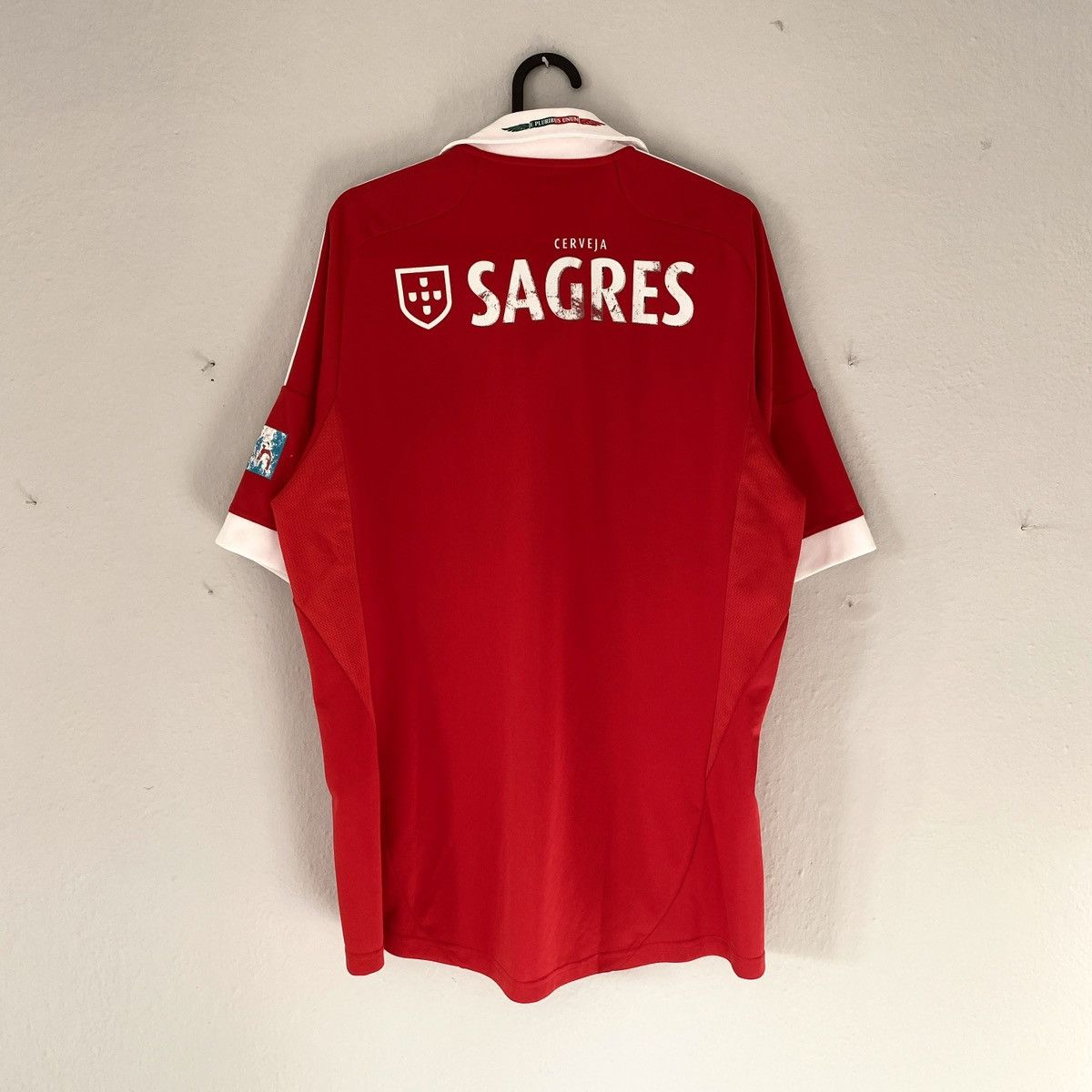 Adidas 2012 2013 Benfica Portugal Adidas Vintage Home Soccer Jersey Size US M / EU 48-50 / 2 - 8 Thumbnail