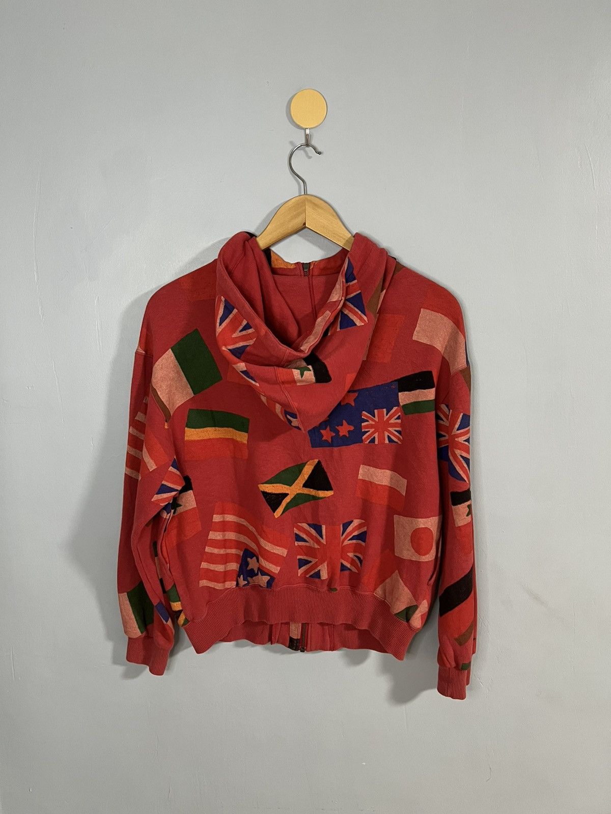 Issey Miyake Vintage 80/90s issey miyake world flag hoodie Size US M / EU 48-50 / 2 - 3 Thumbnail