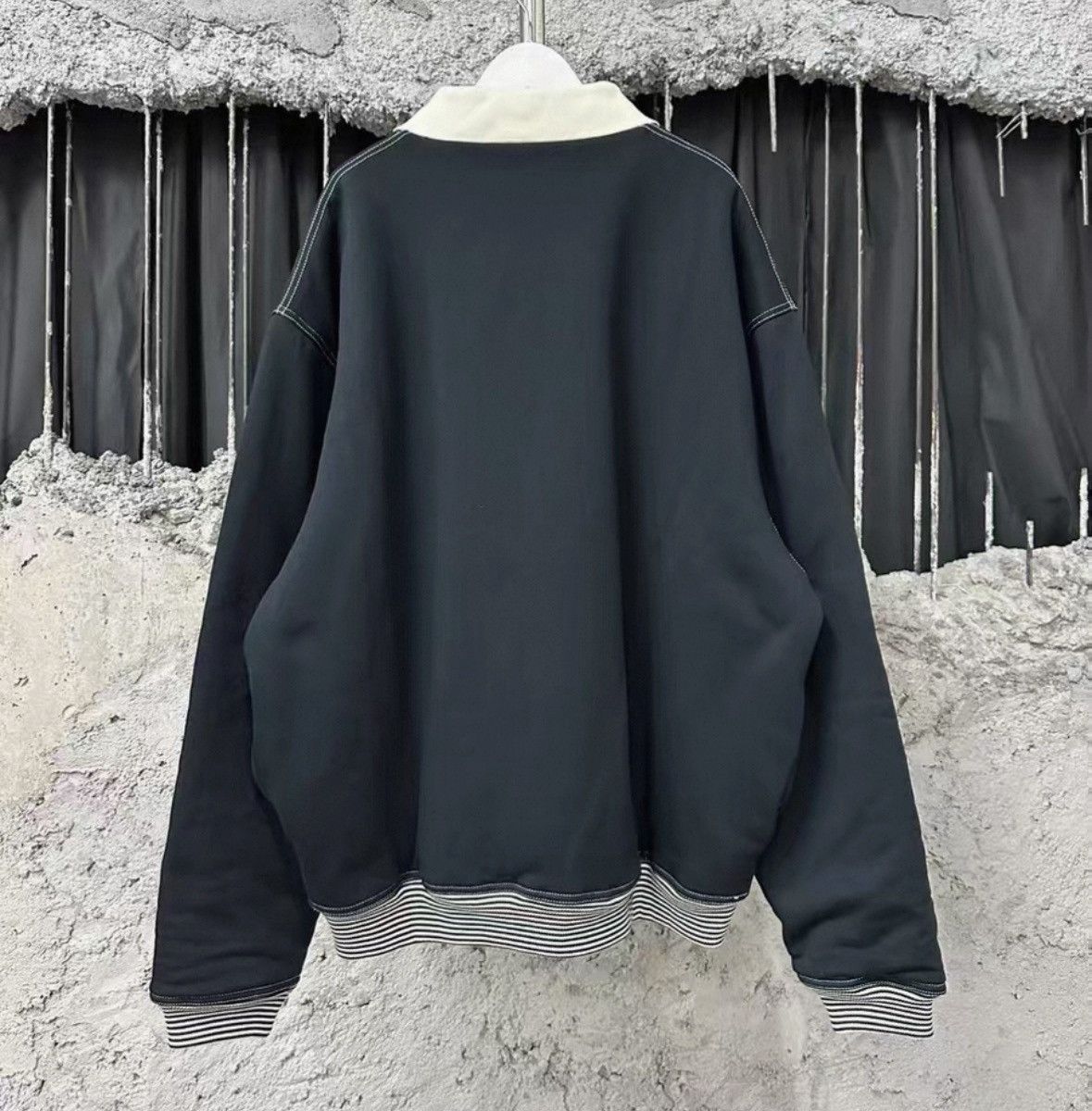 Martine Rose martine rose long sleeve sweatshirt in black. Size US L / EU 52-54 / 3 - 2 Thumbnail
