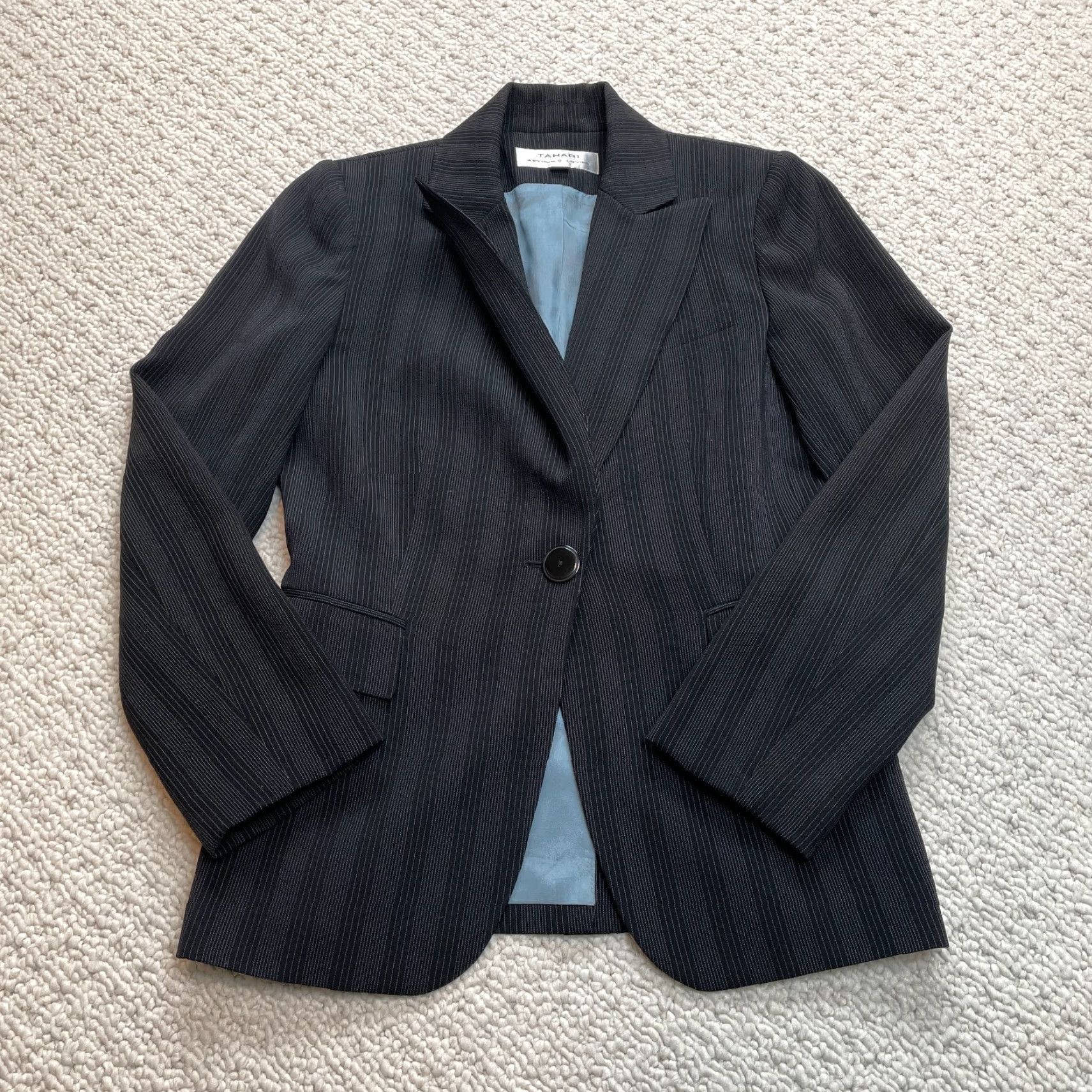 Vintage Tahari Arthur S Levine ASL Blazer Women 4 Black Striped Single Breasted 1 Button Size S / US 4 / IT 40 - 2 Thumbnail