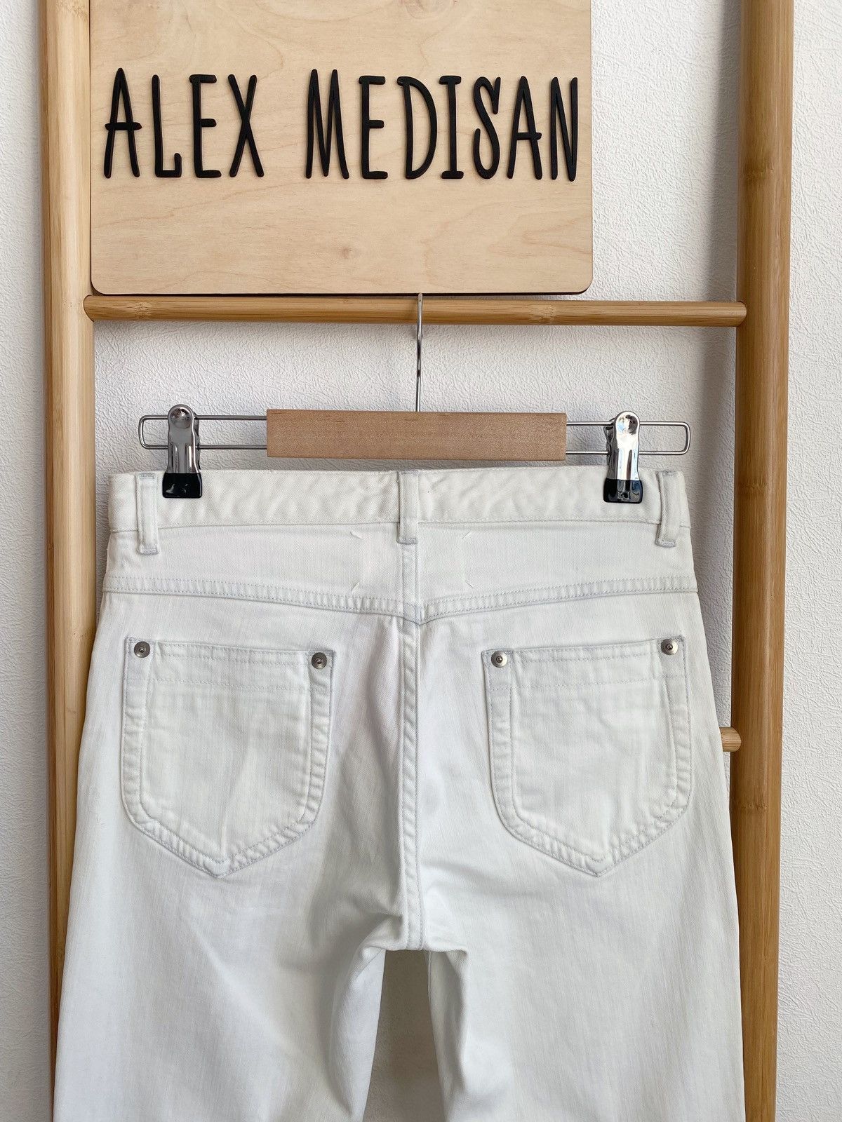 Maison Margiela Maison Margiela Jeans Size 26" / US 2 / IT 38 - 21 Thumbnail