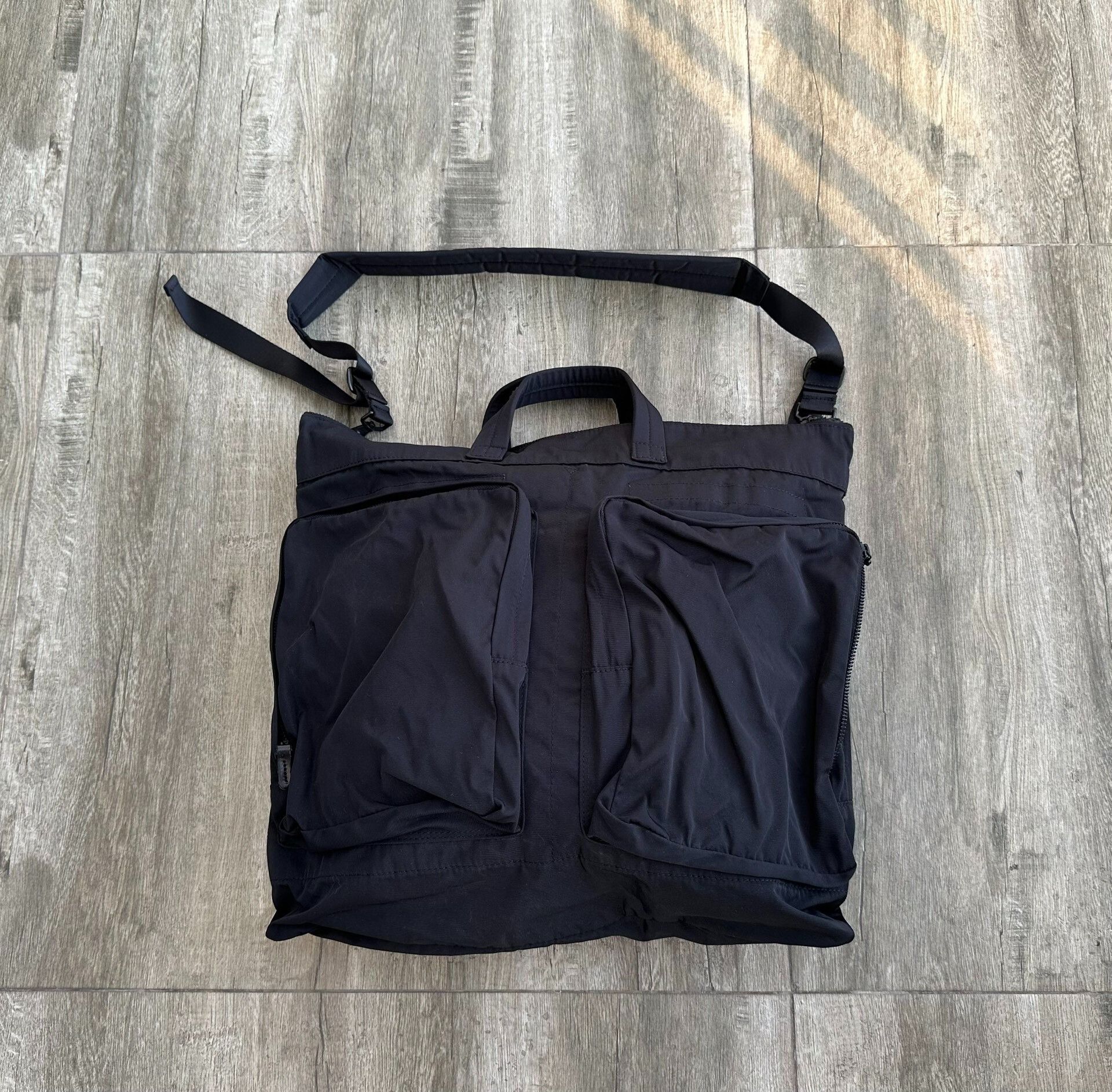 KATO kazunori kato helmet bag in black Size ONE SIZE - 1 Thumbnail
