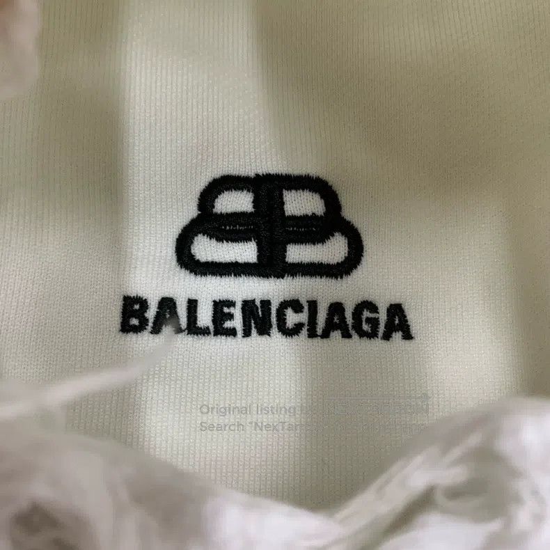Other Balenciaga White destroyed hole button denim jeans Size 25" / US 0 / IT 36 - 6 Thumbnail