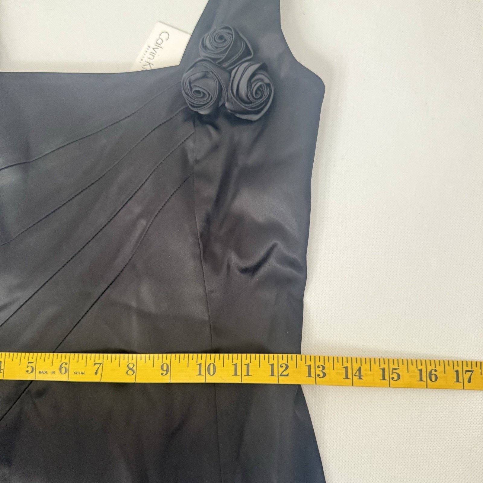 Calvin Klein Calvin Klein Black Bandage Sheath Dress Satin Cocktail Size XS / US 0-2 / IT 36-38 - 6 Thumbnail