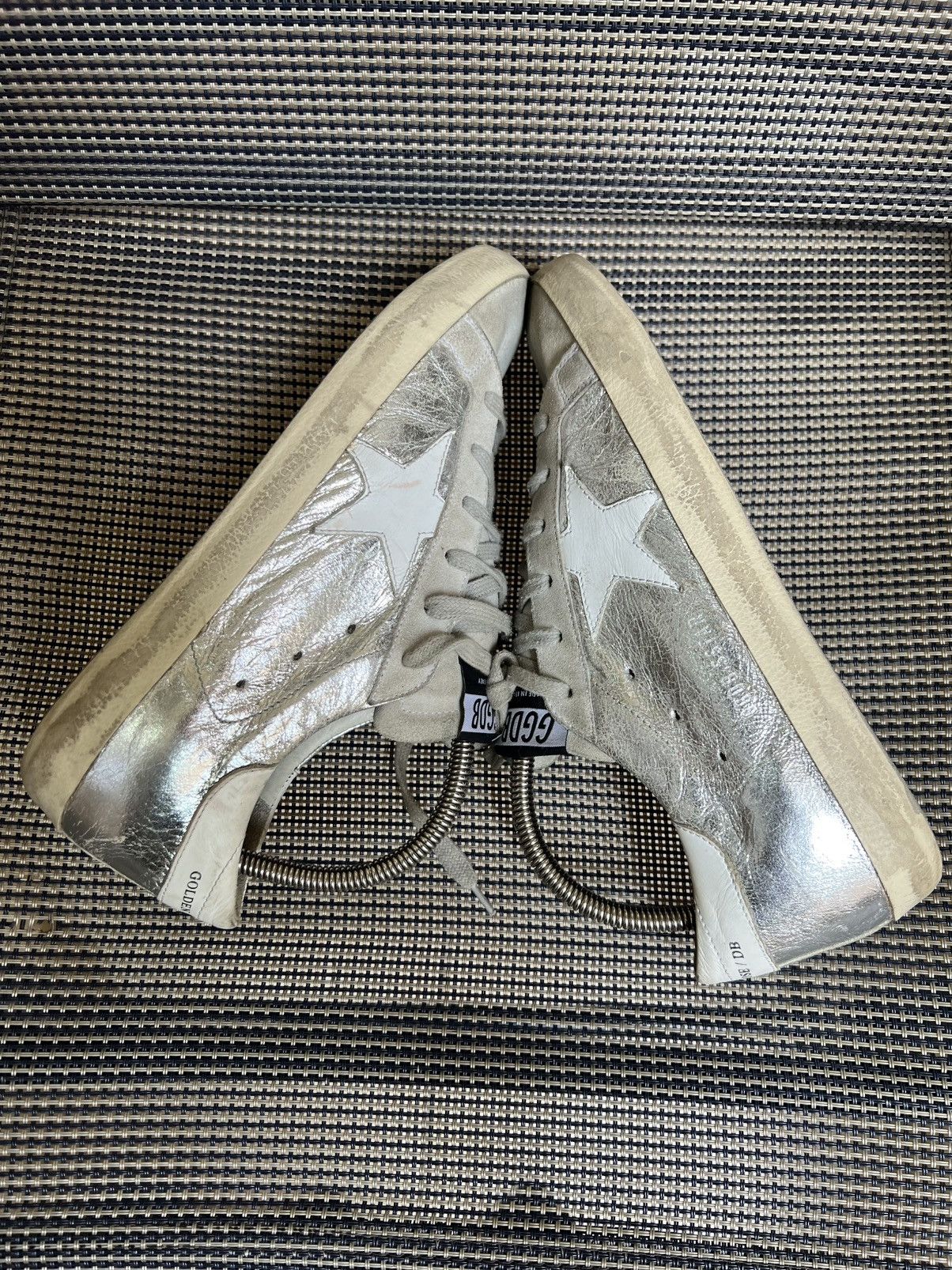 Golden Goose Golden Goose Superstar Silver Size US 6 / EU 39 - 14 Thumbnail