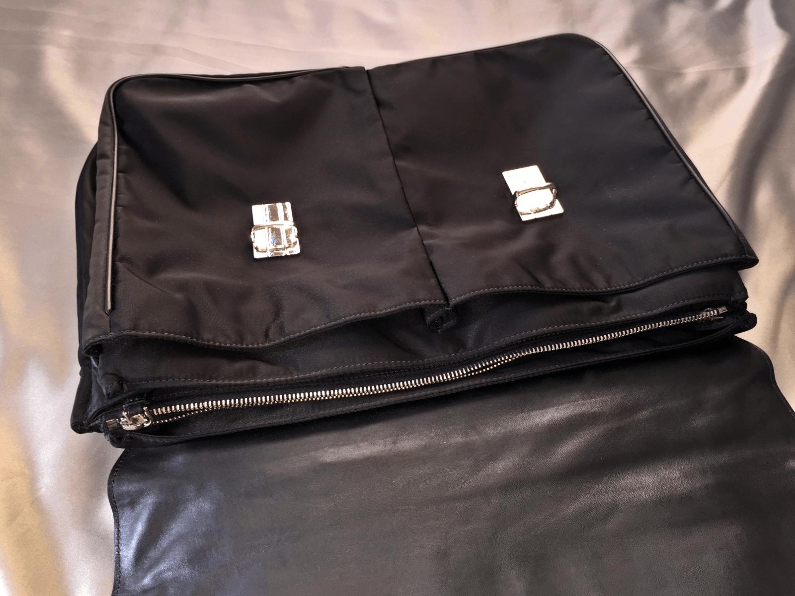 Prada PRADA BLACK NYLON FABRIC & BOVINE LEATHER BRIEFCASE Size ONE SIZE - 5 Thumbnail