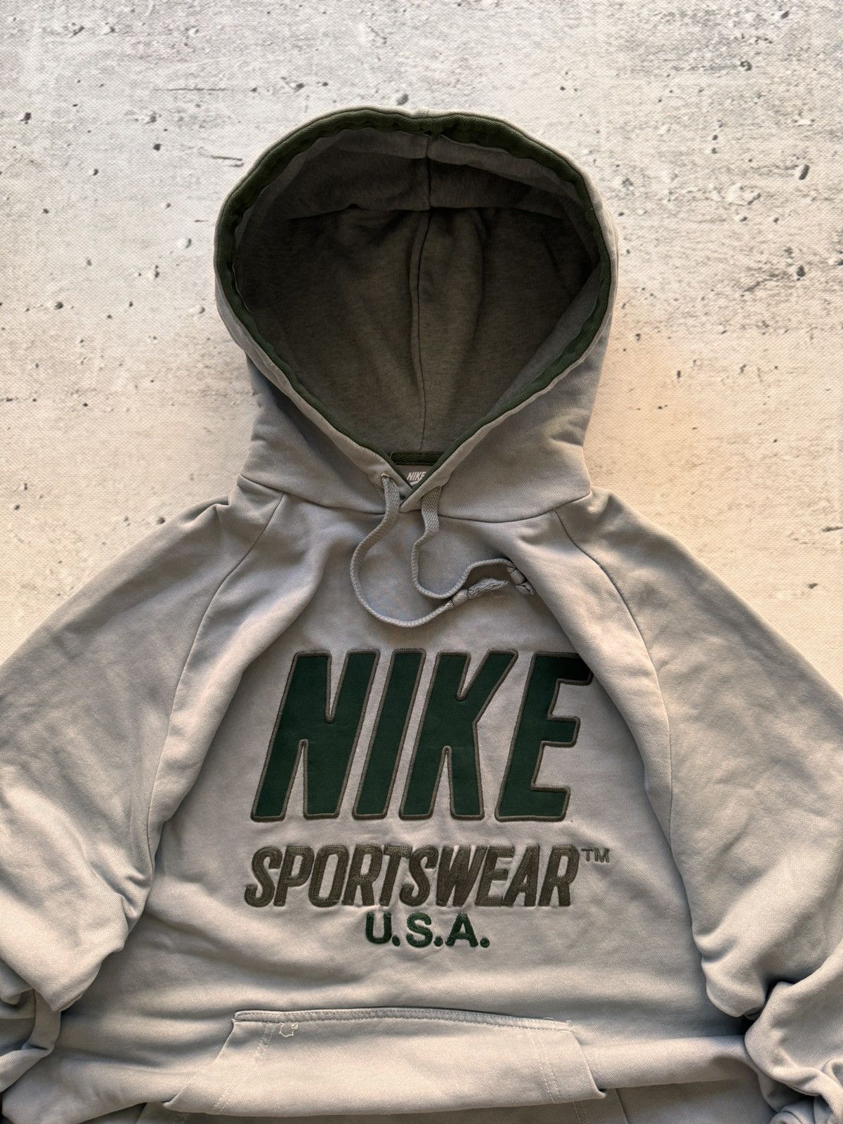 Nike × Vintage NIKE VINTAGE CENTER LOGO OVERSIZE BOXY HOODIE Size US L / EU 52-54 / 3 - 4 Thumbnail