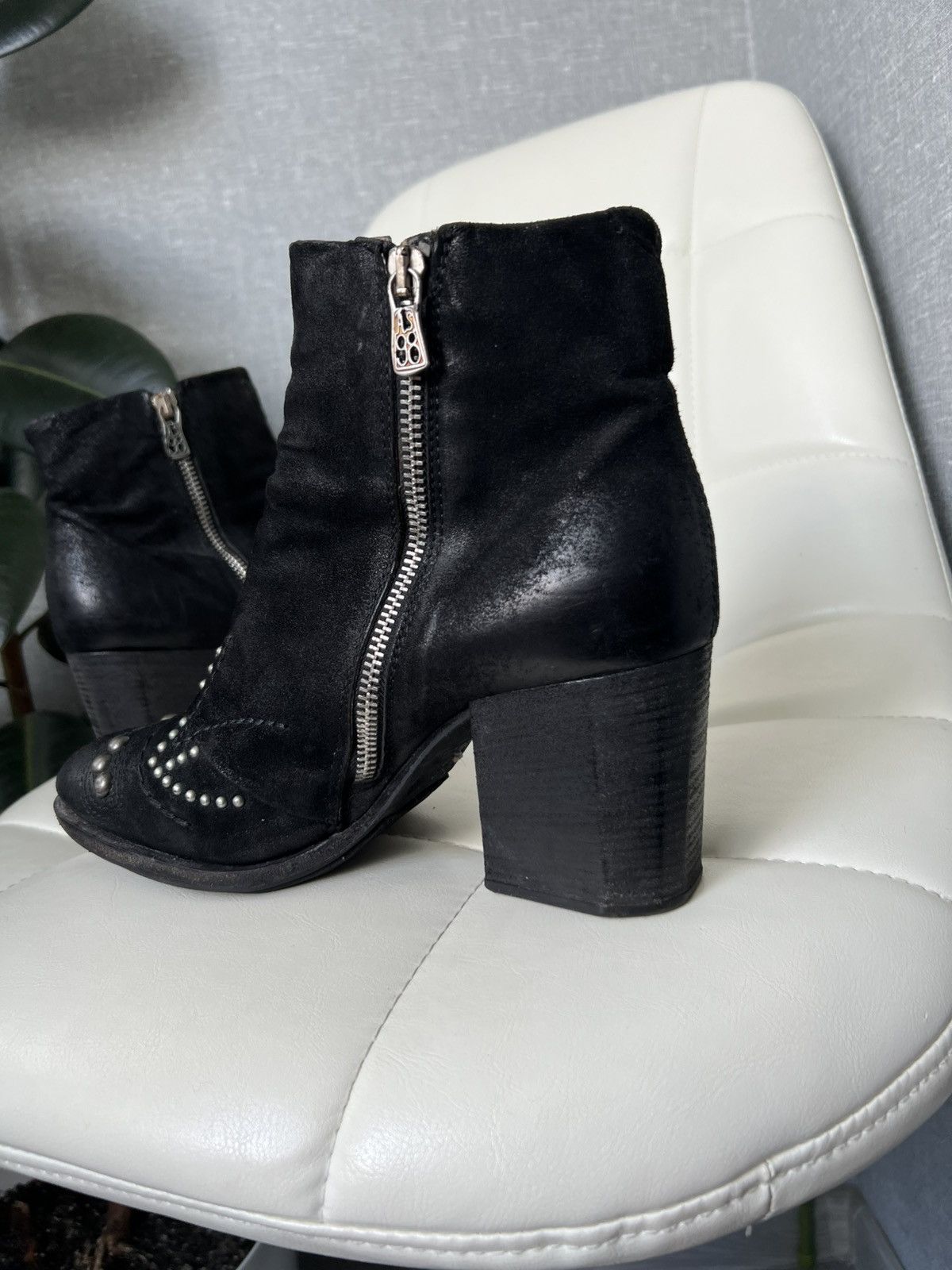 A.S.98 A.S.98 Western Style Studded Suede Leather Ankle Boots Sz 39 Size US 9 / IT 39 - 14 Thumbnail