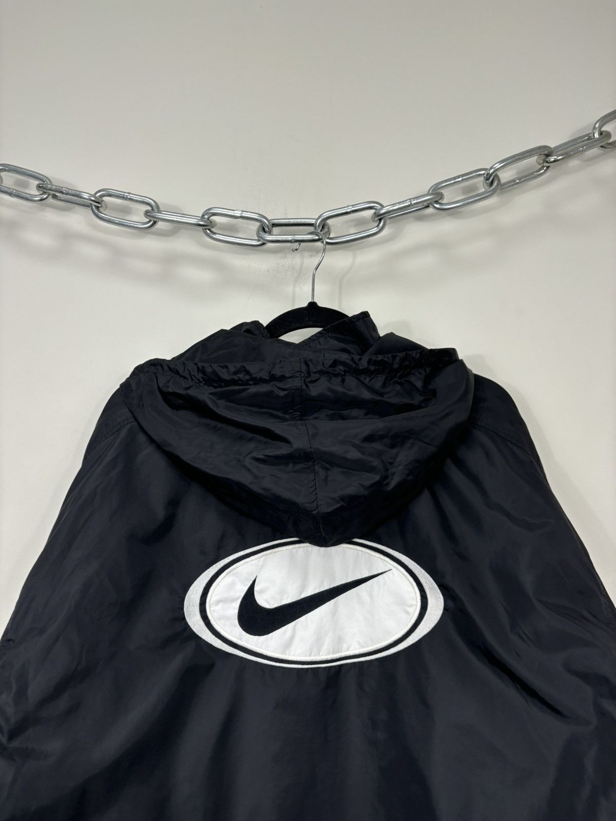 Nike Vintage Nike Y2K Big Logo 90s Swoosh Black Hooded Jacket Size US M / EU 48-50 / 2 - 16 Thumbnail