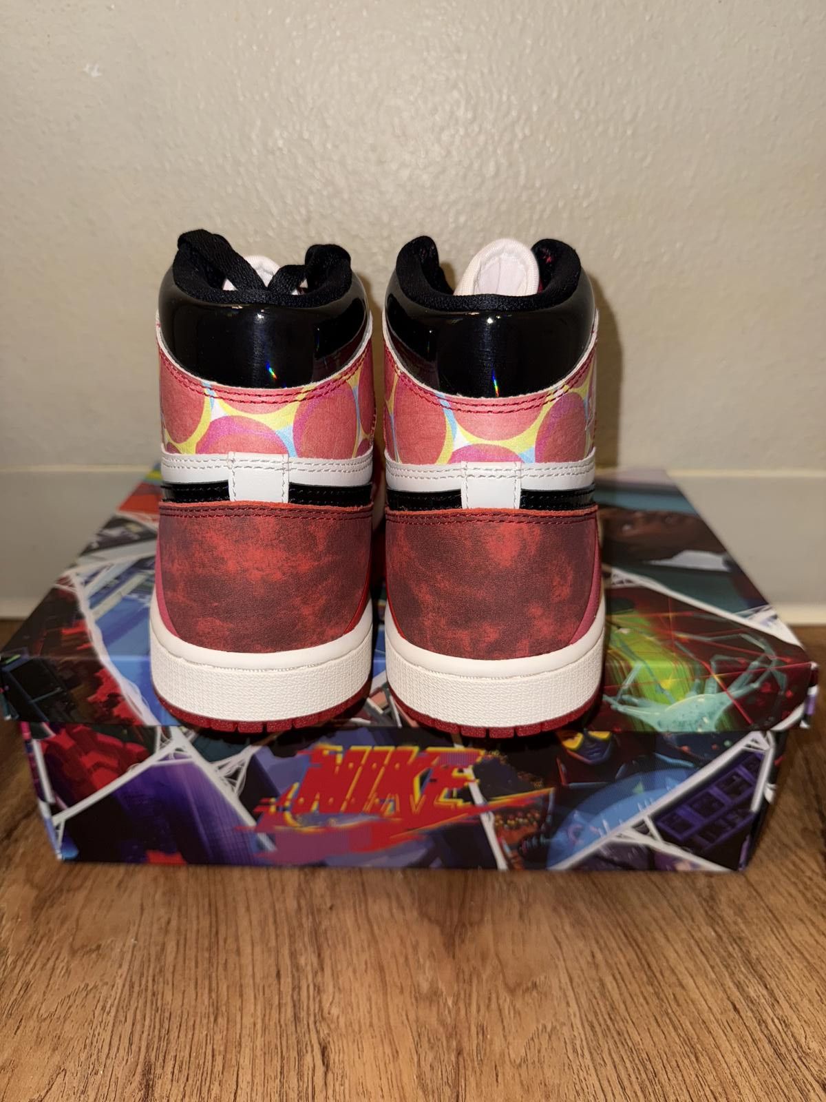 Nike Jordan 1 Retro High OG Spider-Man Across The Spider-Verse (Special Box) F&F Size US 5.5 / EU 38 - 4 Thumbnail