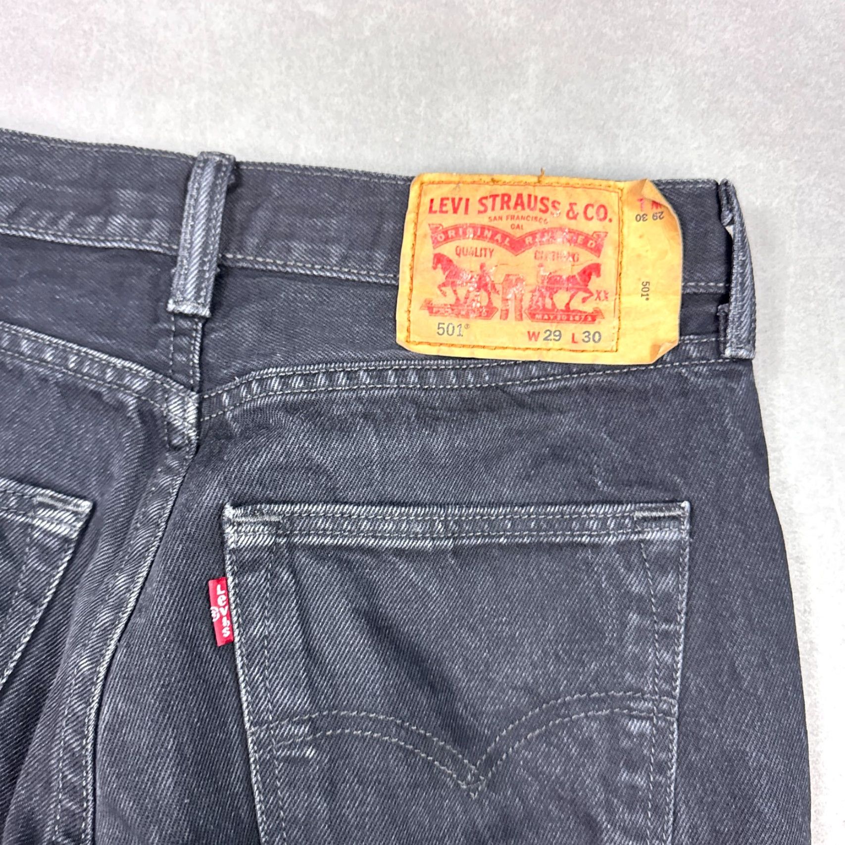 Levi's Levi's 501 Jeans Mens 29x30 Black Button Fly Denim Pants Dark Wash Straight 5-Pocket Mens Size US 29 - 7 Thumbnail