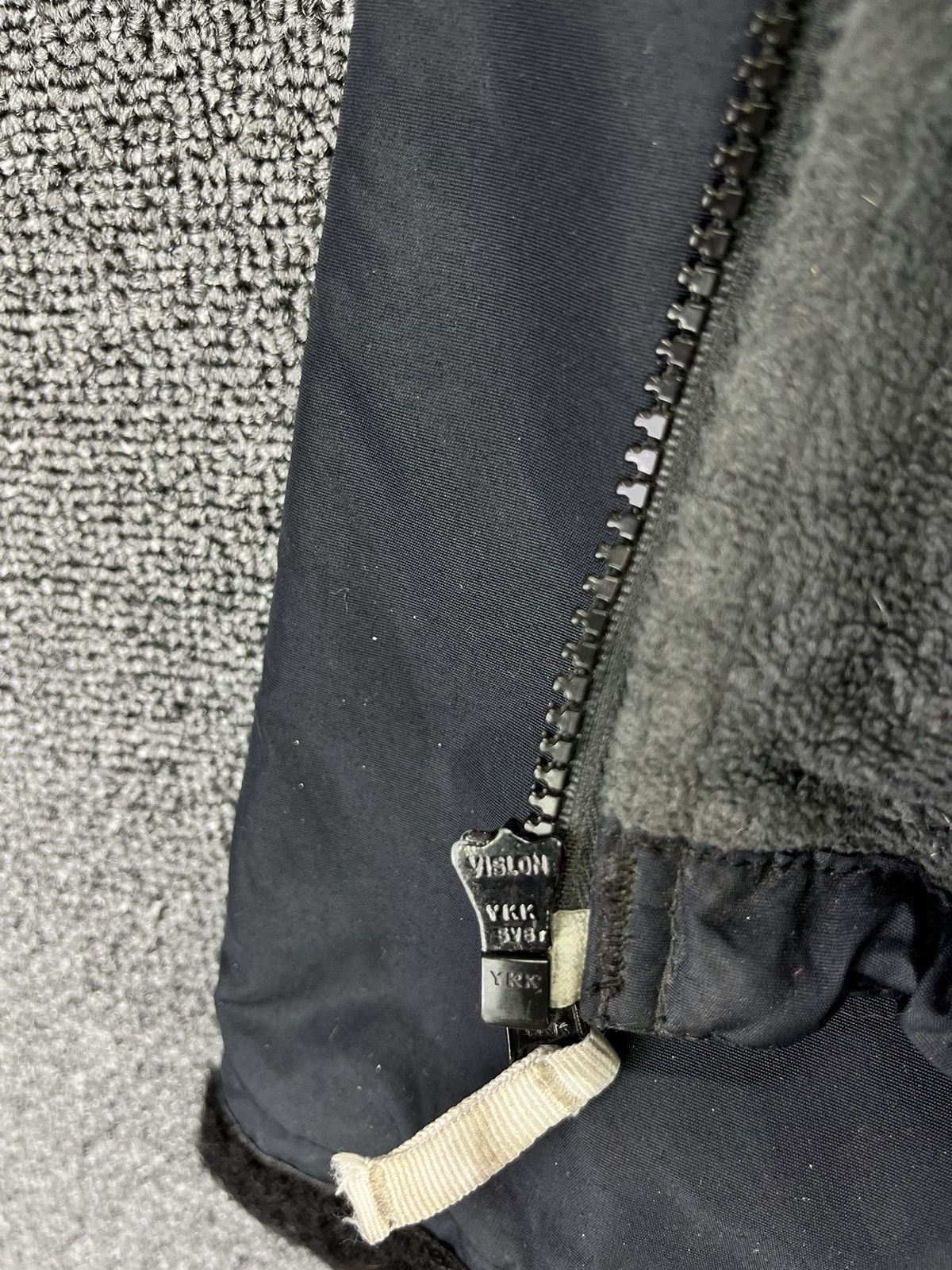 Columbia × Vintage Vintage Columbia Sportswear Black Jacket Size M / US 6-8 / IT 42-44 - 14 Thumbnail