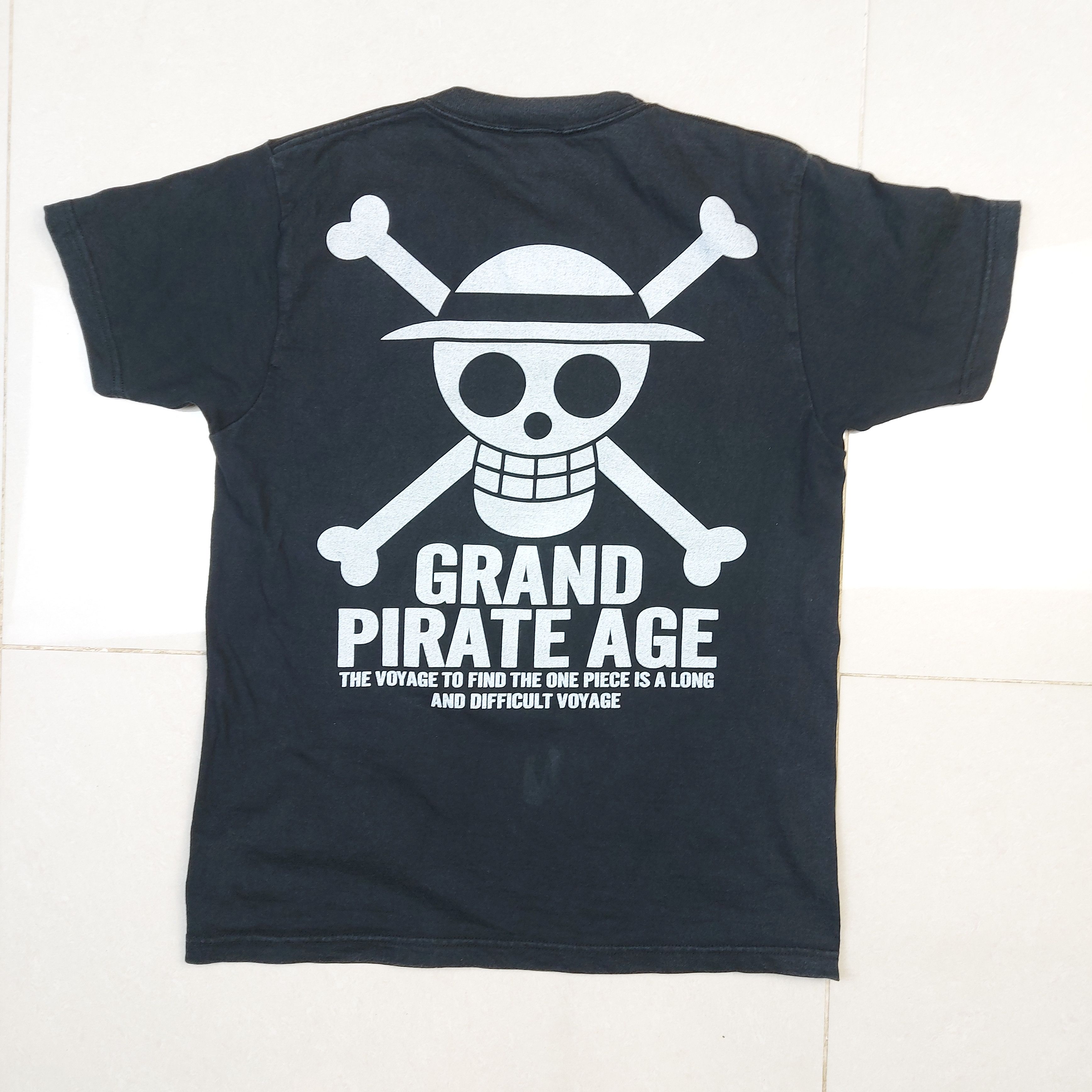 Anime Vintage Y2K One Piece Grand Pirate Age Manga Anime TEE Size US S / EU 44-46 / 1 - 9 Thumbnail