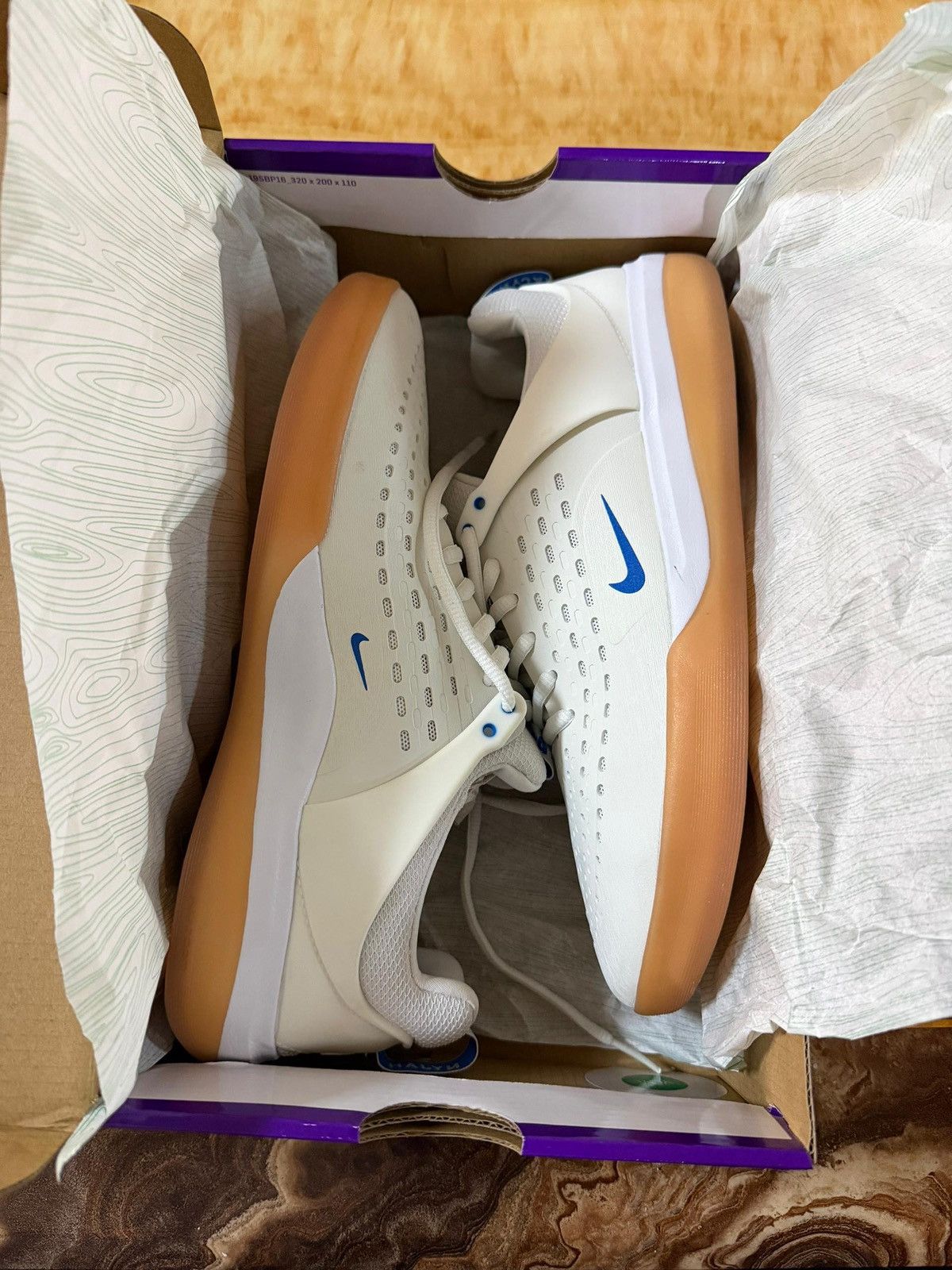 Nike SB Nike SB Zoom Nyjah 3 White Gum Skate Shoe Size US 9.5 Size US 9.5 / EU 42-43 - 1 Thumbnail