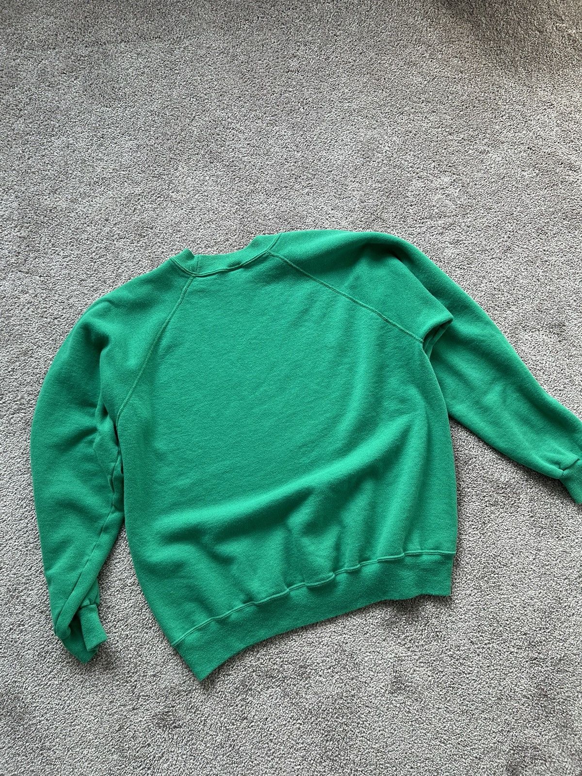 Hanes × Vintage Vintage 90s Hanes Activewear Blank Sweater Size US L / EU 52-54 / 3 - 4 Thumbnail