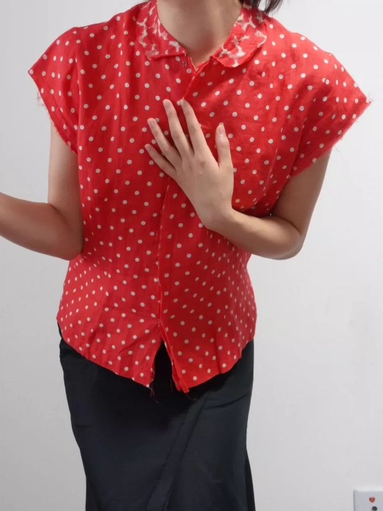 Comme des Garcons Red Polka Dot Short Sleeve Blouse Cardigan- DMC Size US M / EU 48-50 / 2 - 1 Thumbnail