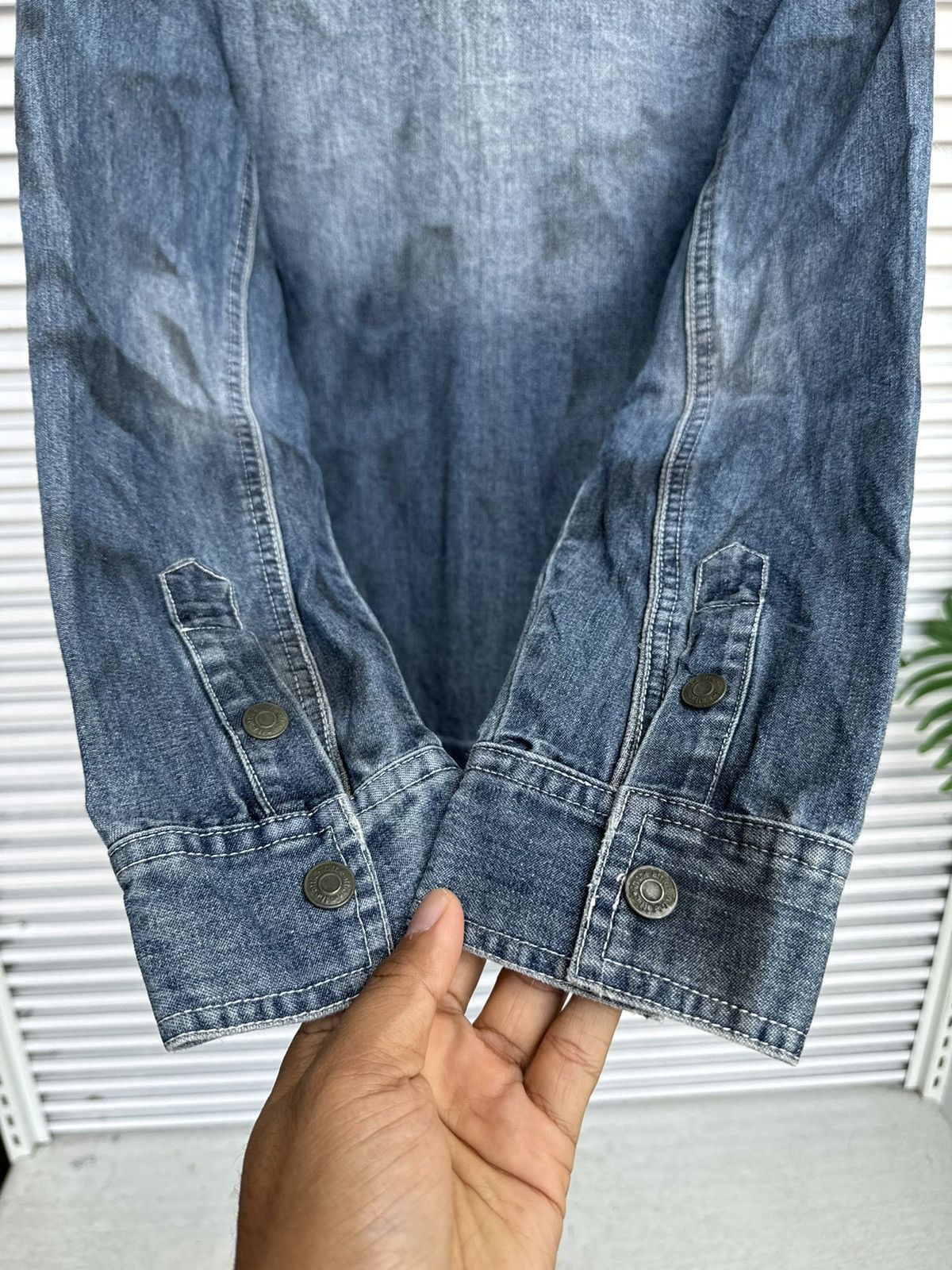 In The Attic × Japanese Brand × Vintage Vintage In The Attic Tactical Button Denim Jacket Size US L / EU 52-54 / 3 - 10 Thumbnail