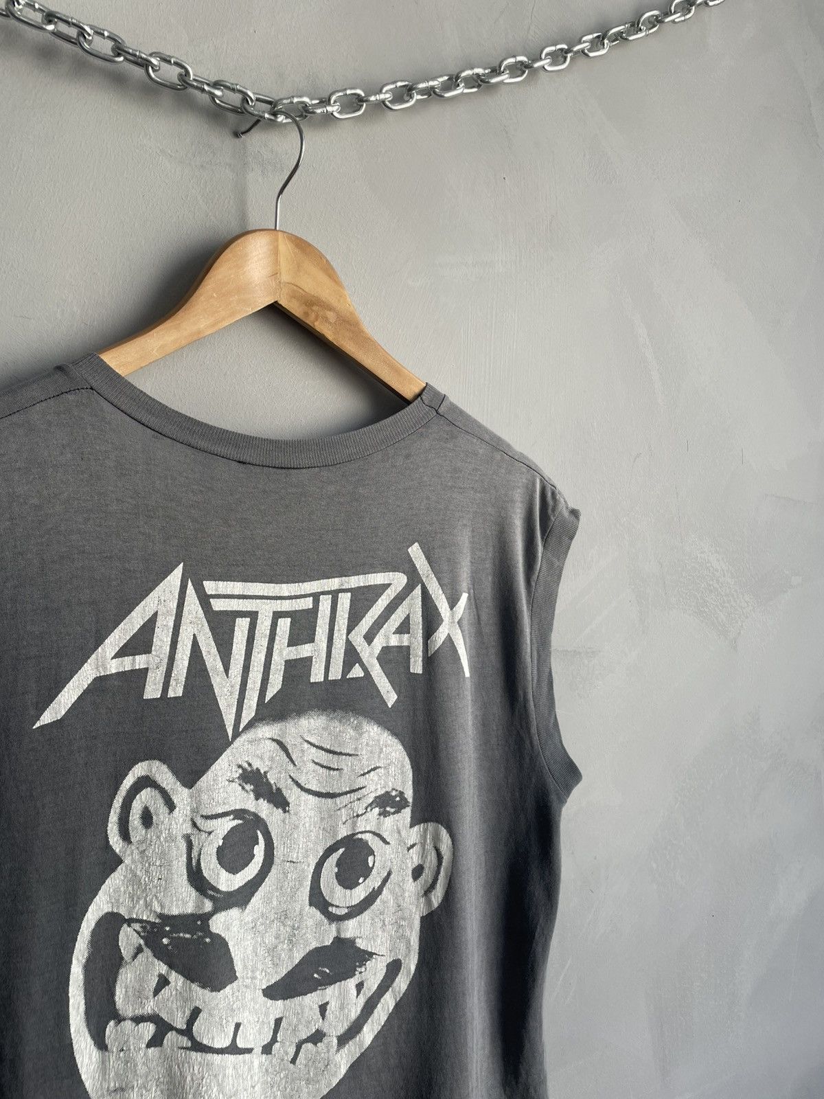 Band Tees 90s faded washed tank top Anthrax t shirt among the living Size US M / EU 48-50 / 2 - 11 Thumbnail