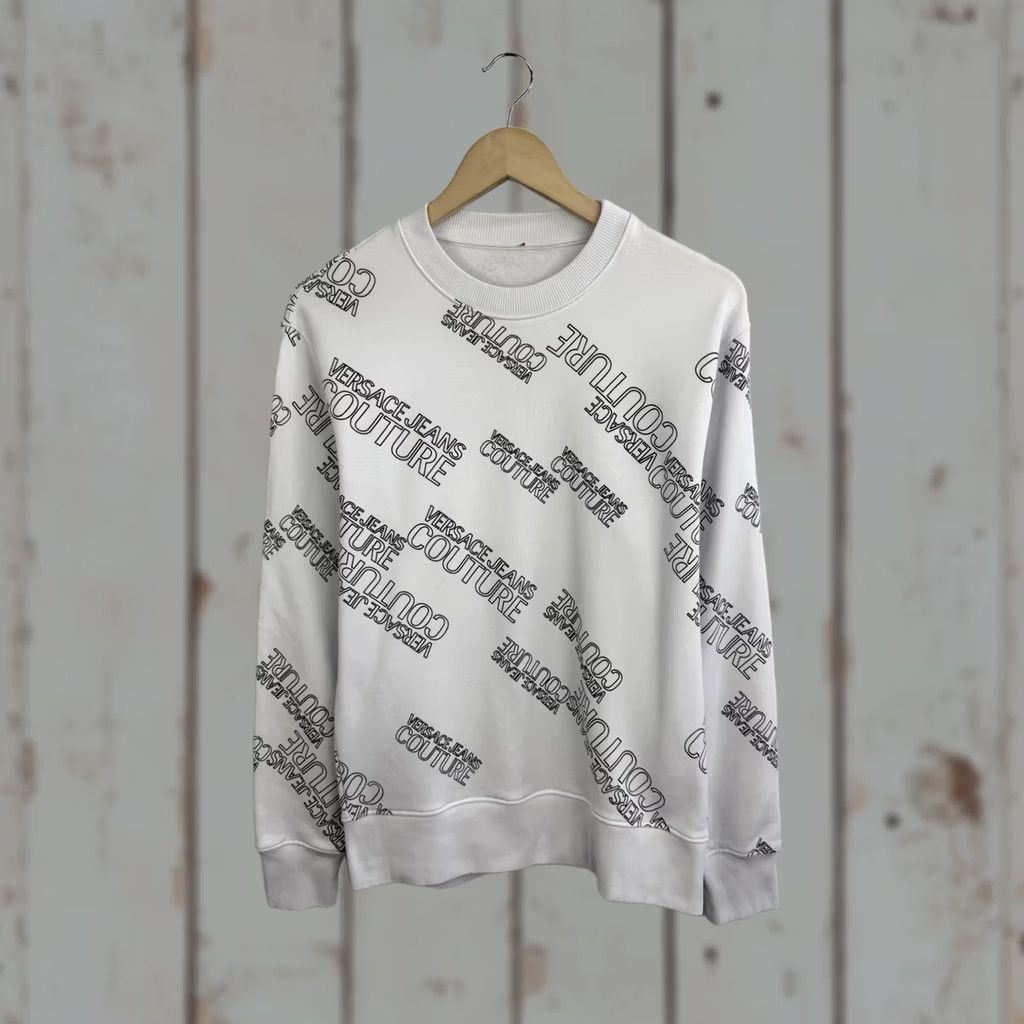 Versace Jeans Couture VINTAGE Versace Jeans Couture Sweatshirt Retro Hype Y2K XS White Mens Pullover XS/S Regular Size Size US XS / EU 42 / 0 - 1 Thumbnail