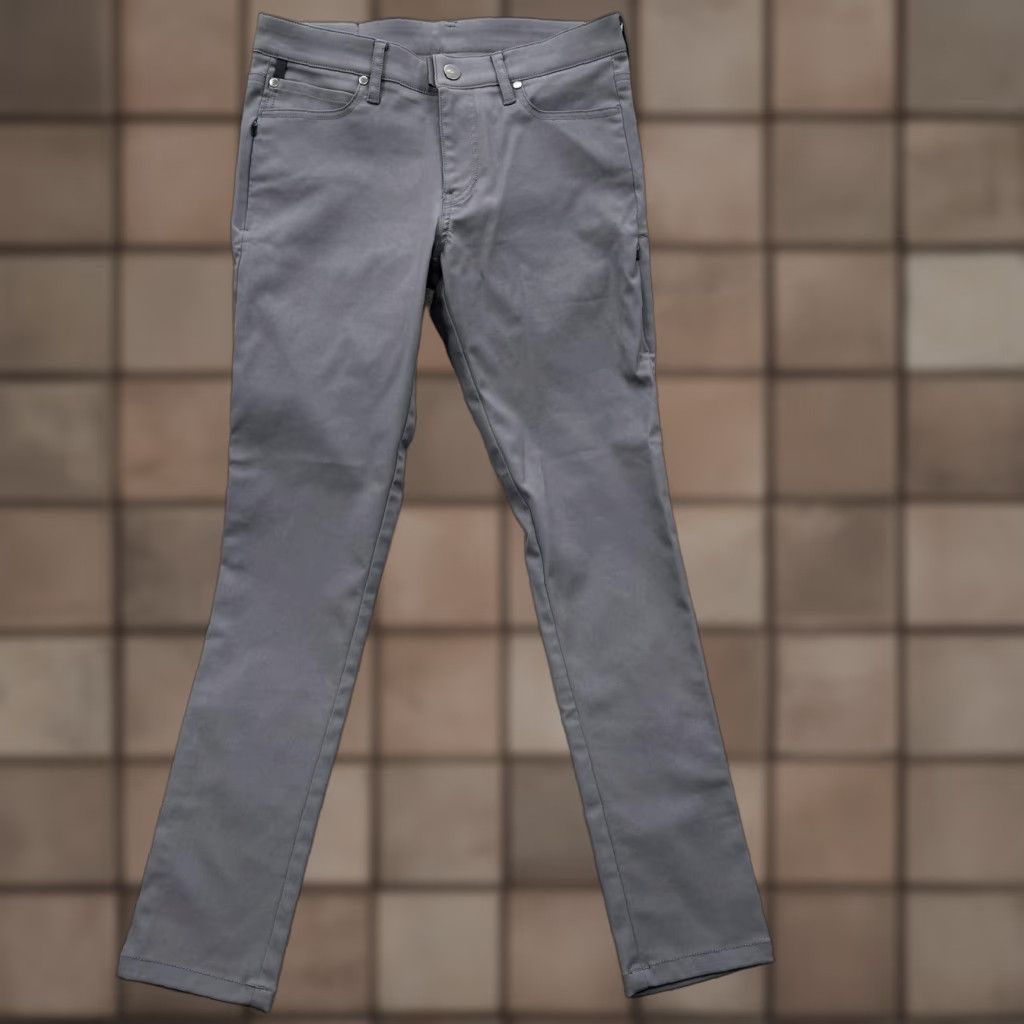 Vintage Boundary Chase Pant Slim Fit Mens 28x28 Gray Slate Travel Pants Nylon Wool Polyester Spandex With Pockets Logo Front Zip Fly Flat Front Tapered Leg Size US 28 / EU 44 - 1 Thumbnail
