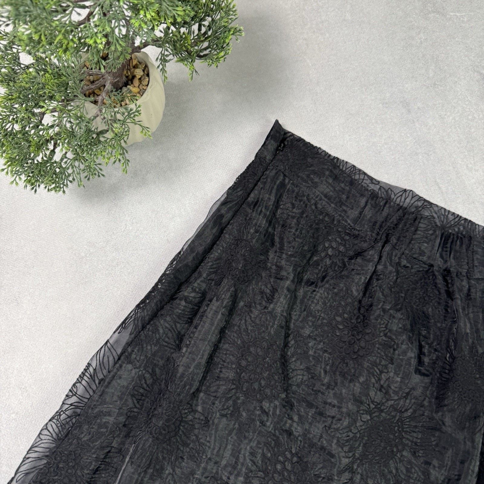 H&M H&M X SANDRA MANSOUR EMBROIDERED SKIRT "NWT" Size UK 10 Size 28" / US 6 / IT 42 - 18 Thumbnail