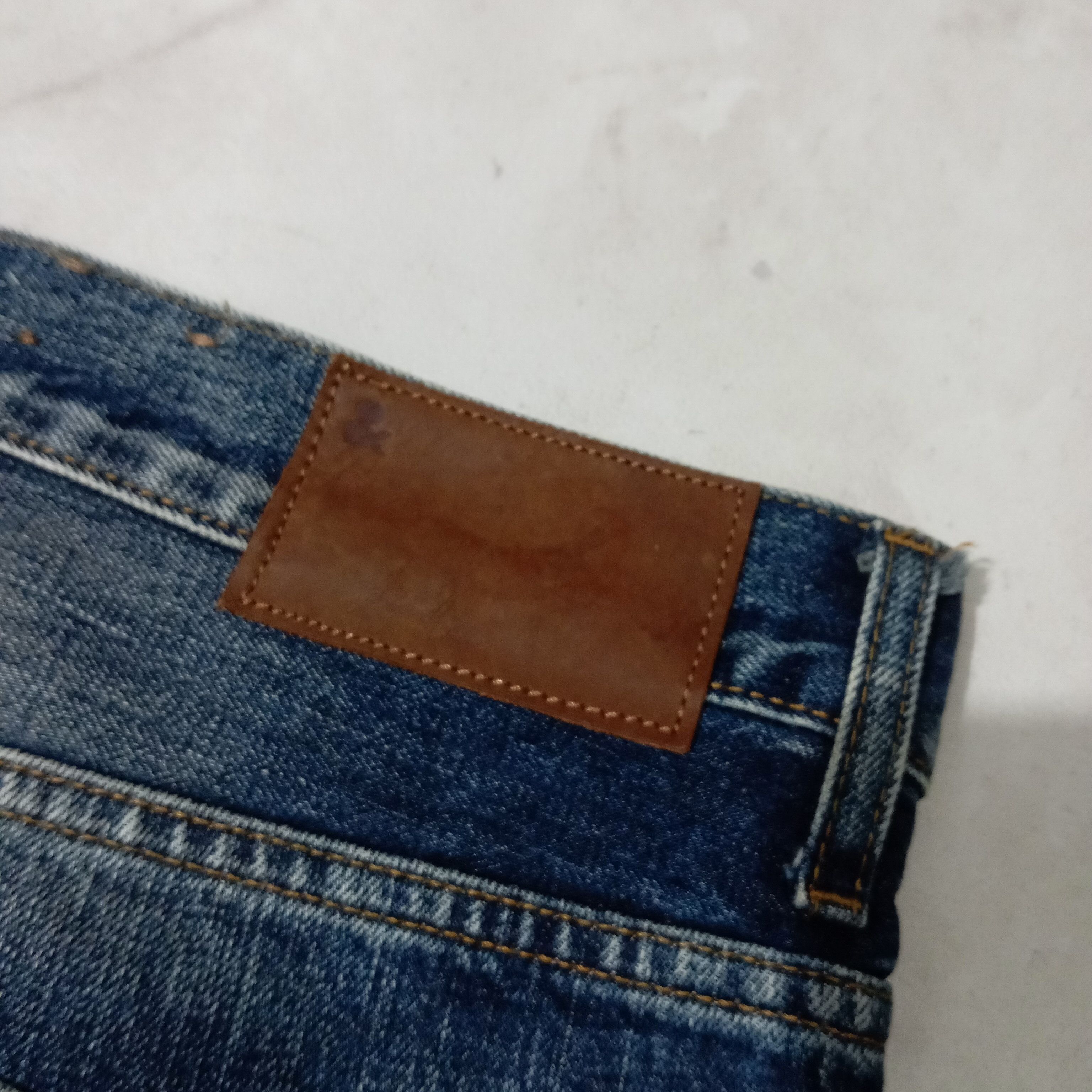 H&M H&M Bleach Distressed Denim Pants Size US 41 - 8 Thumbnail