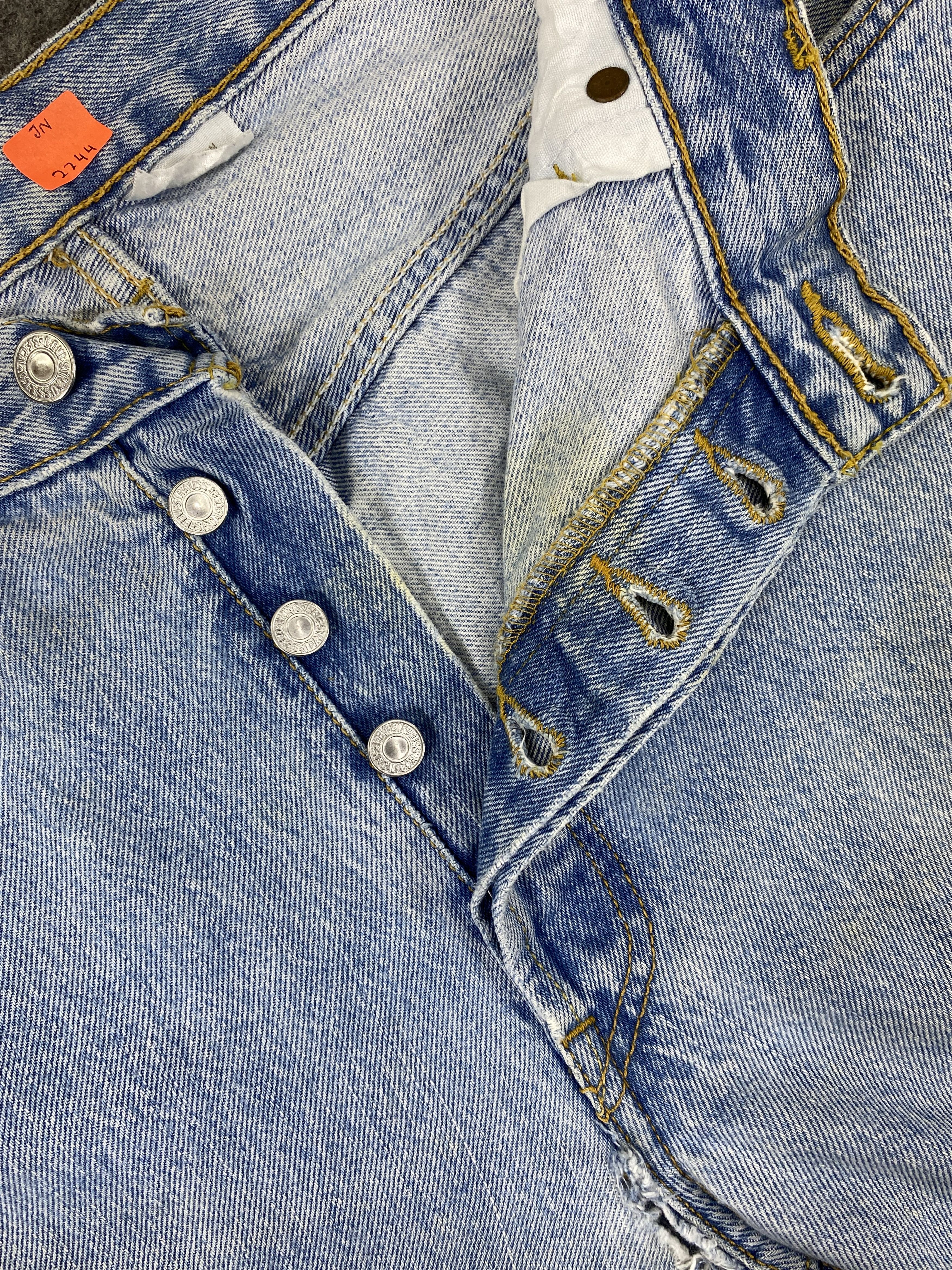 Levi's Light Blue Wash Vintage Levi's 501 37x30.5 Denim -JN2444 Size US 37 - 6 Thumbnail