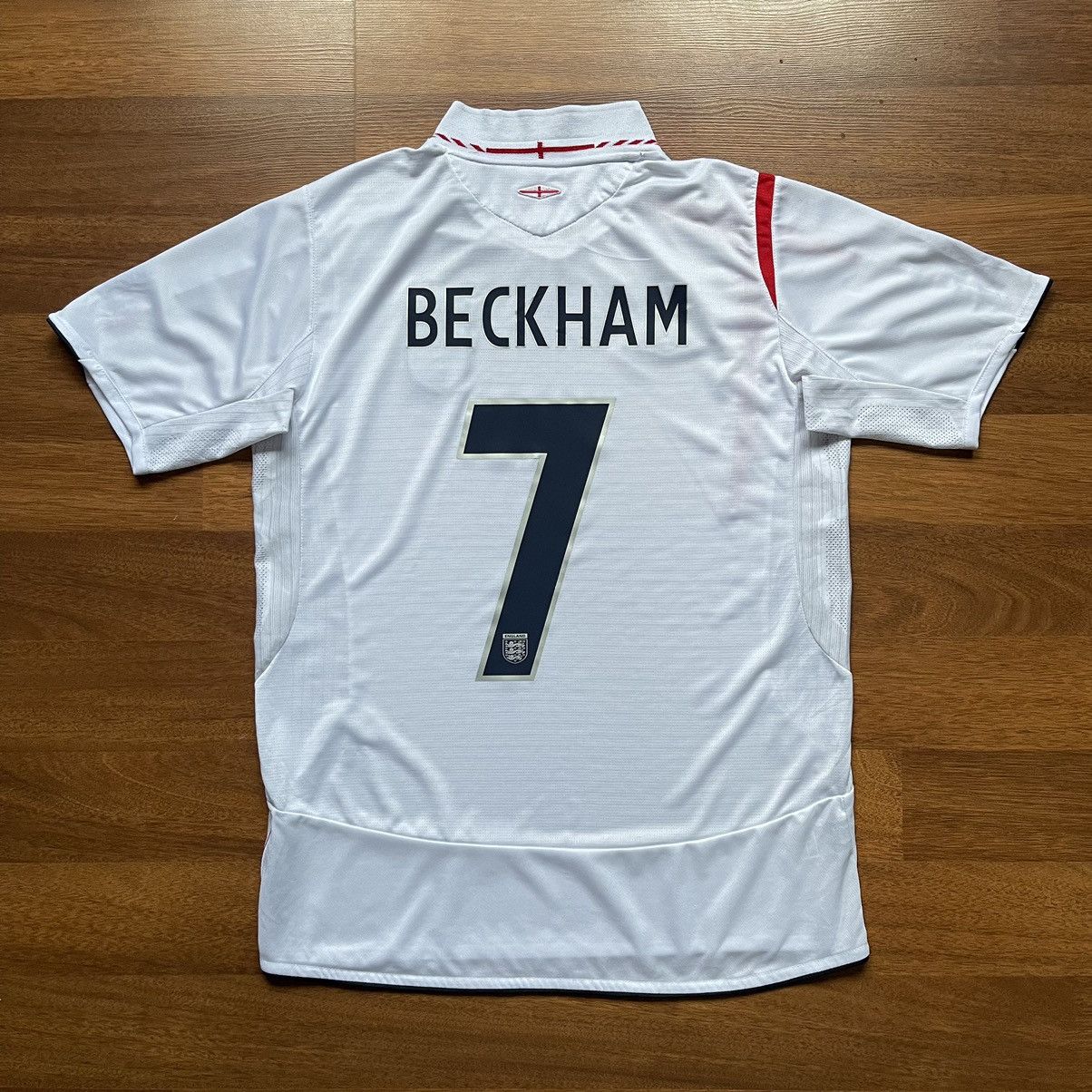 Umbro ENGLAND UMBRO 2006 WORLD CUP FOOTBALL HOME JERSEY #7 BECKHAM ...