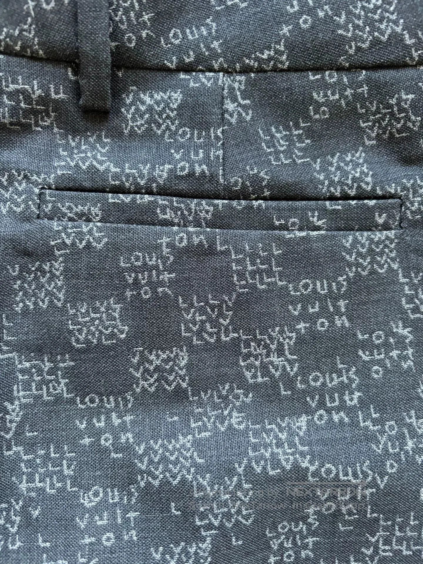 Louis Vuitton louis vuitton black printed trousers. Size US 38 / EU 54 - 3 Thumbnail