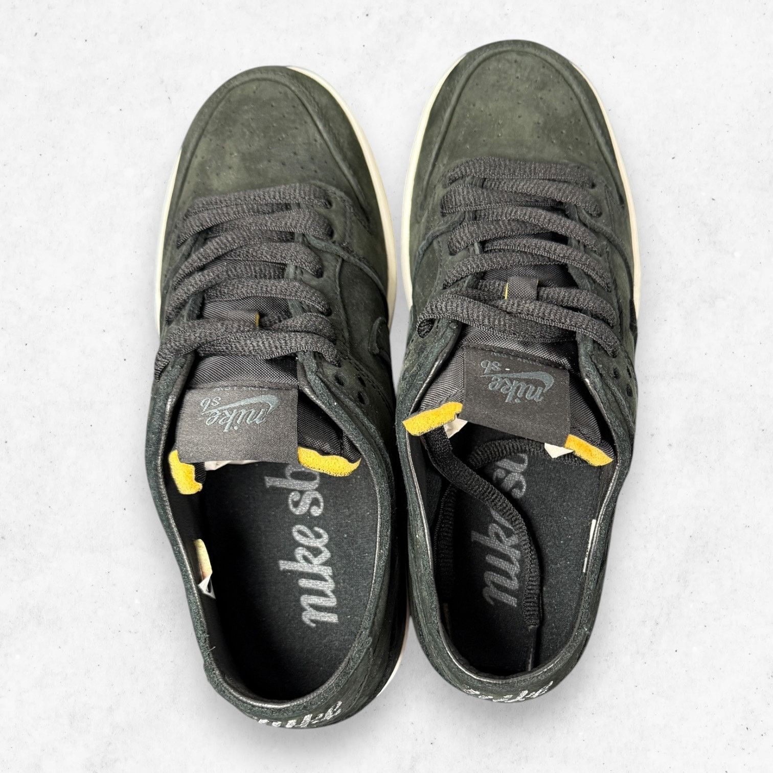 Nike Nike SB Dunk Low Decon Black Yellow Ochre Mens 6 AA4275 Size US 6 / EU 39 - 8 Thumbnail