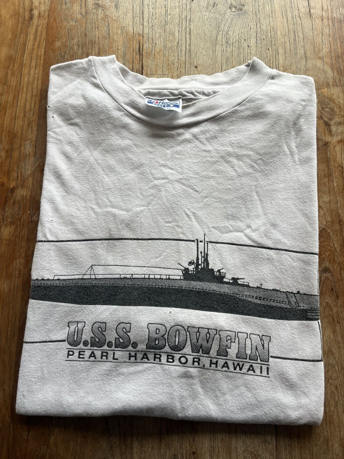 Vintage Vintage U.S.S BOWFIN Pearl Harbor,HAWAII 90’s T-shirt Size US XL / EU 56 / 4 - 1 Thumbnail