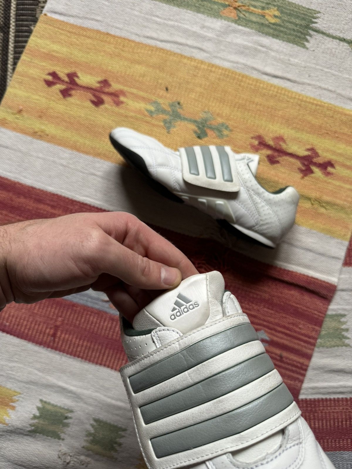 Vintage Vintage 2011 Adidas y2k White Leather Low Japanese Sneakers Size US 8 / EU 41 - 6 Thumbnail