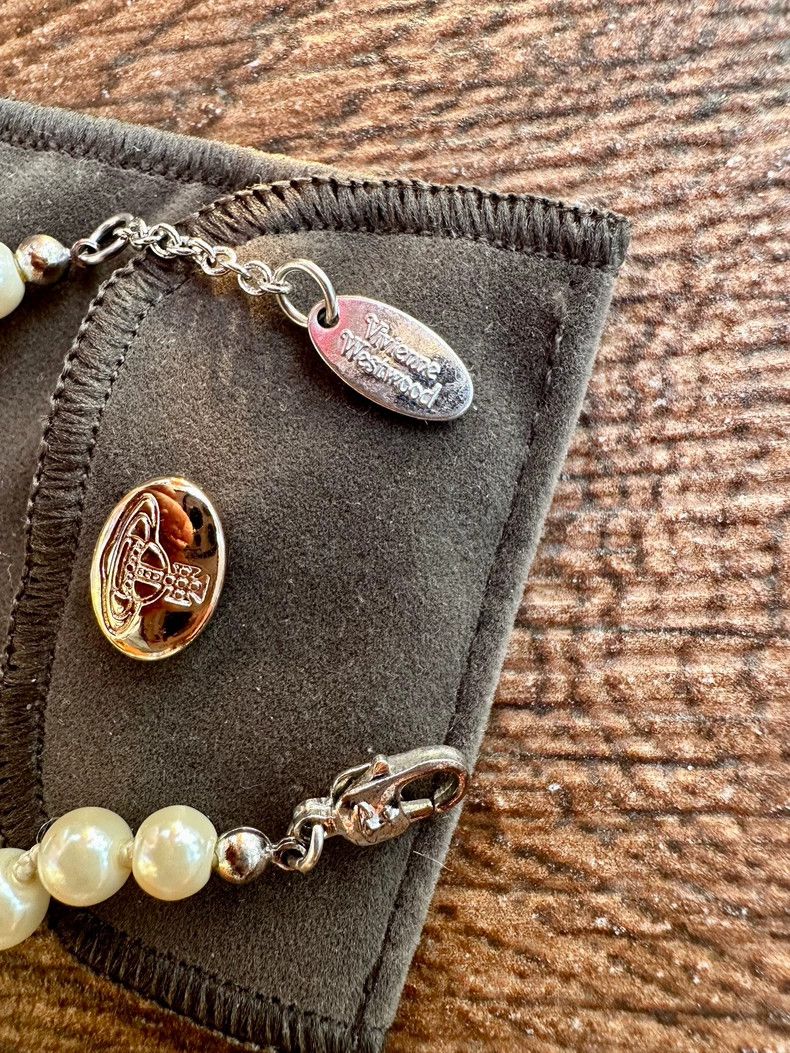 Vivienne Westwood Vivienne Westwood Mini bas relief Silver Saturn Pearl Brac Size ONE SIZE - 4 Thumbnail