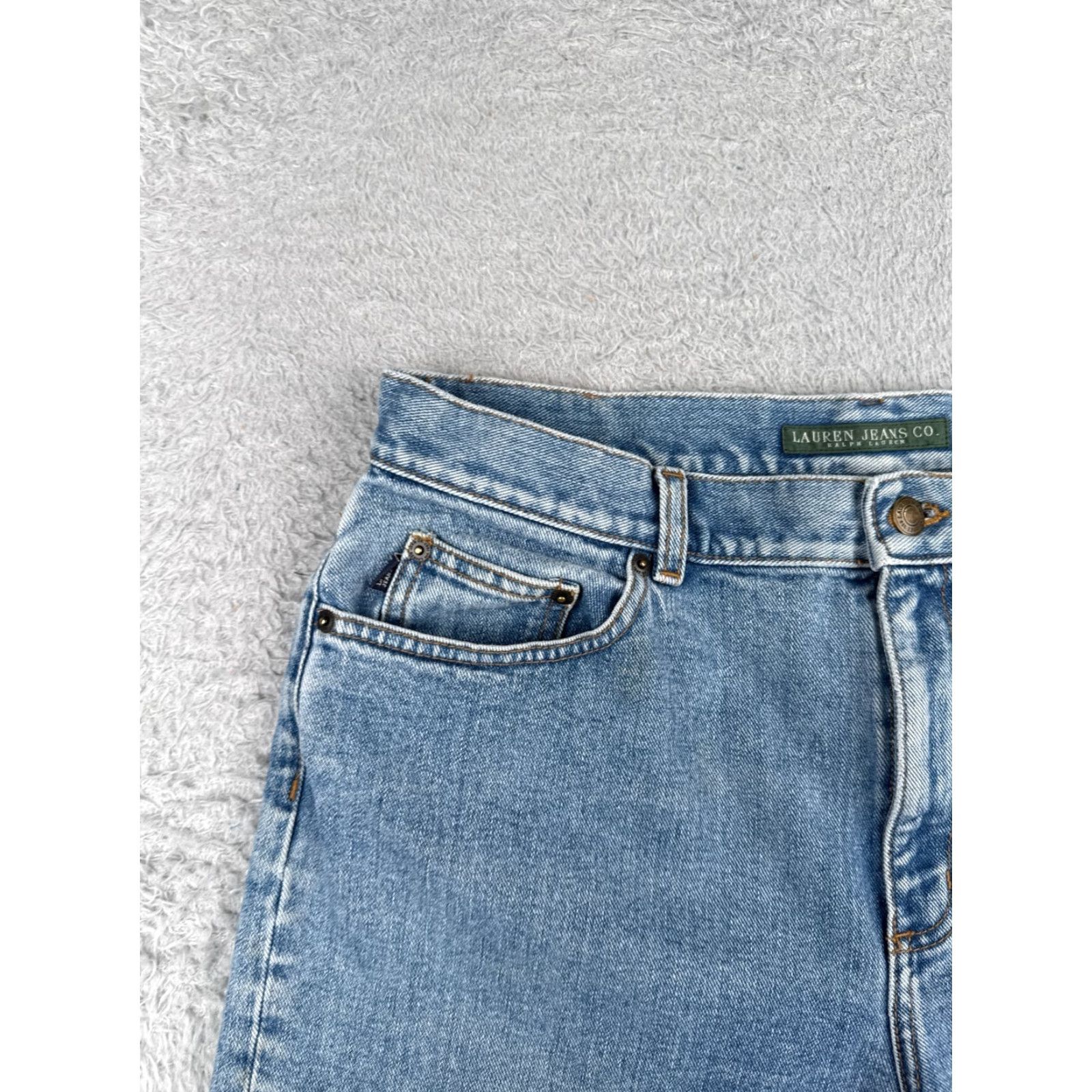 Ralph Lauren VINTAGE Lauren Ralph Lauren Shorts Women Adult 12 Blue Denim 32x7 100% Cotton Mid Rise Size 34" / US 12 / IT 48 - 4 Thumbnail