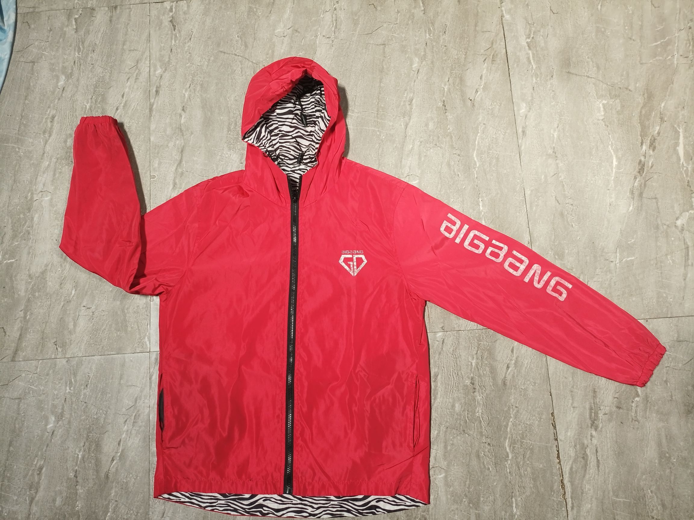 Japanese Brand BIGBANG Reversible Animal Print Wind breaker Zip Hoodie Size US L / EU 52-54 / 3 - 24 Thumbnail