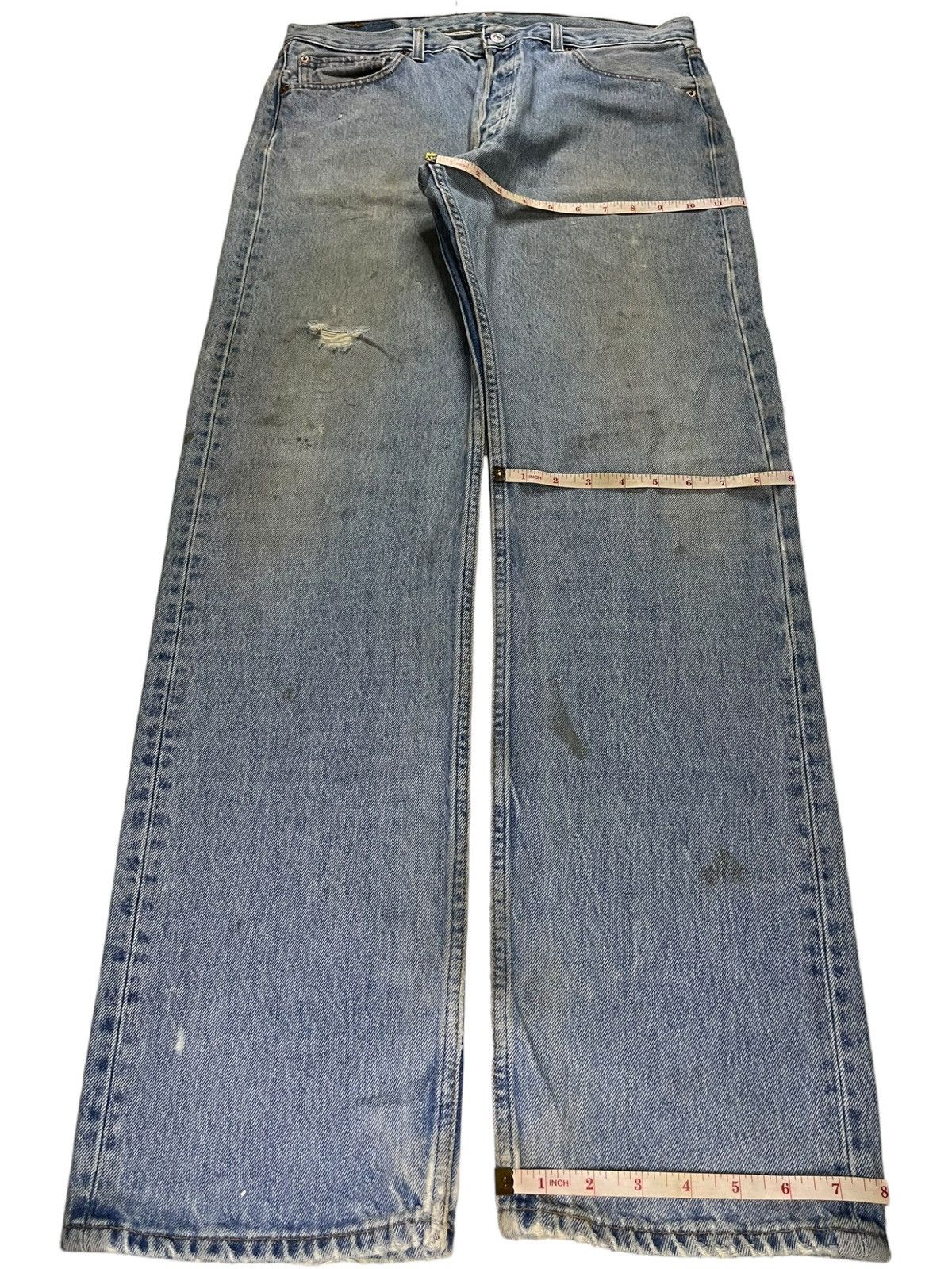 Levi's × Levi's Vintage Clothing Vintage 90s Levis 501 Blue Wash Grunge Distress Loose Jeans Size US 34 / EU 50 - 13 Thumbnail