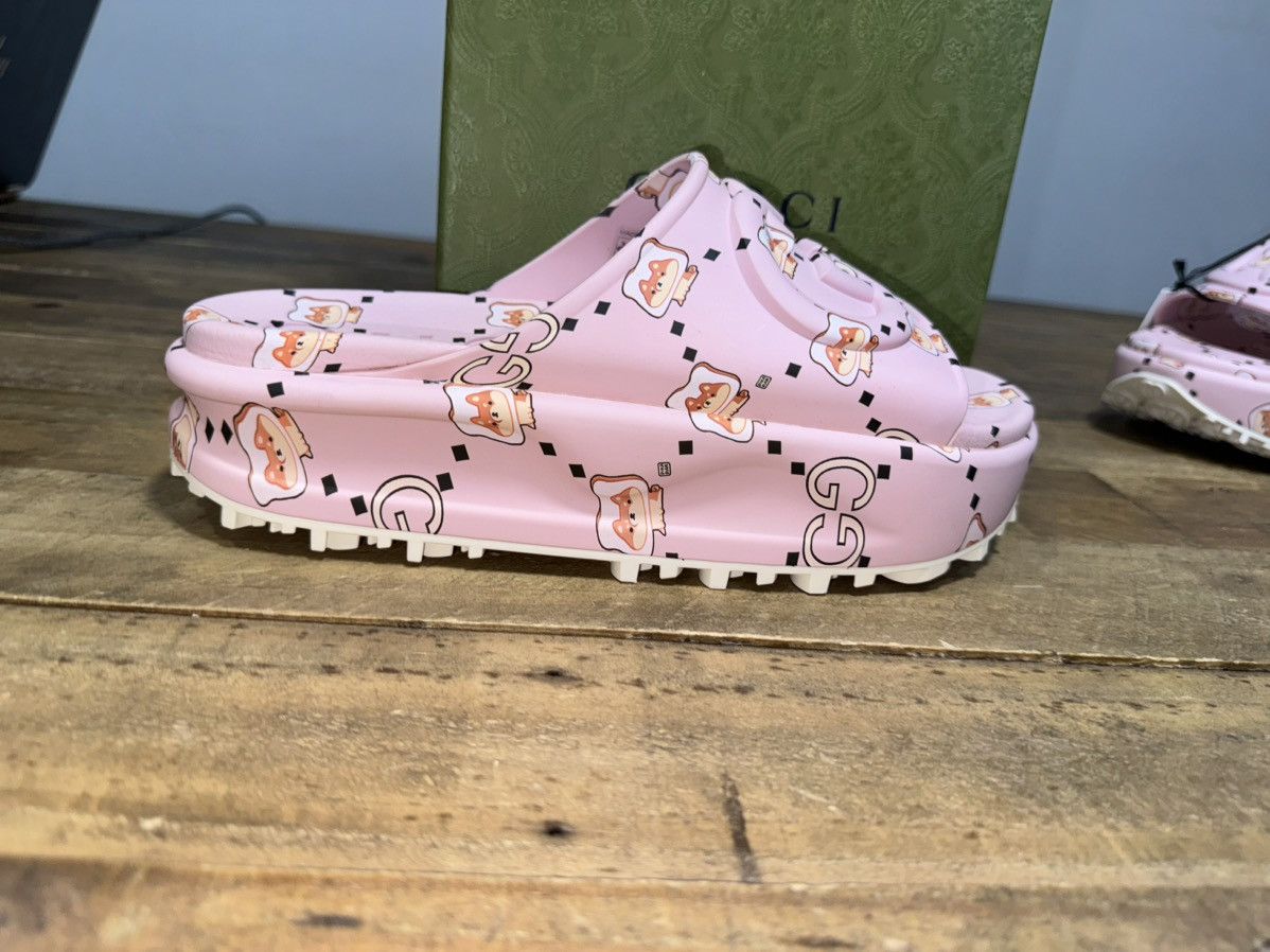 Gucci Pikarar Platform Sandals