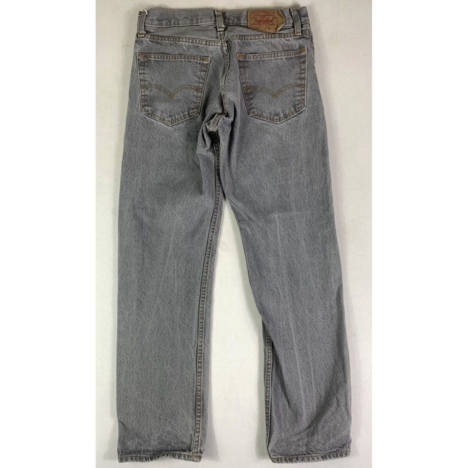 Levi's VINTAGE Levi’s 501 Jeans Mens 34x32 Gray Button Fly Made in USA 2008 Fits 31x31 Denim Straight Baggy Casual Regular Mens Size US 31 - 2 Thumbnail