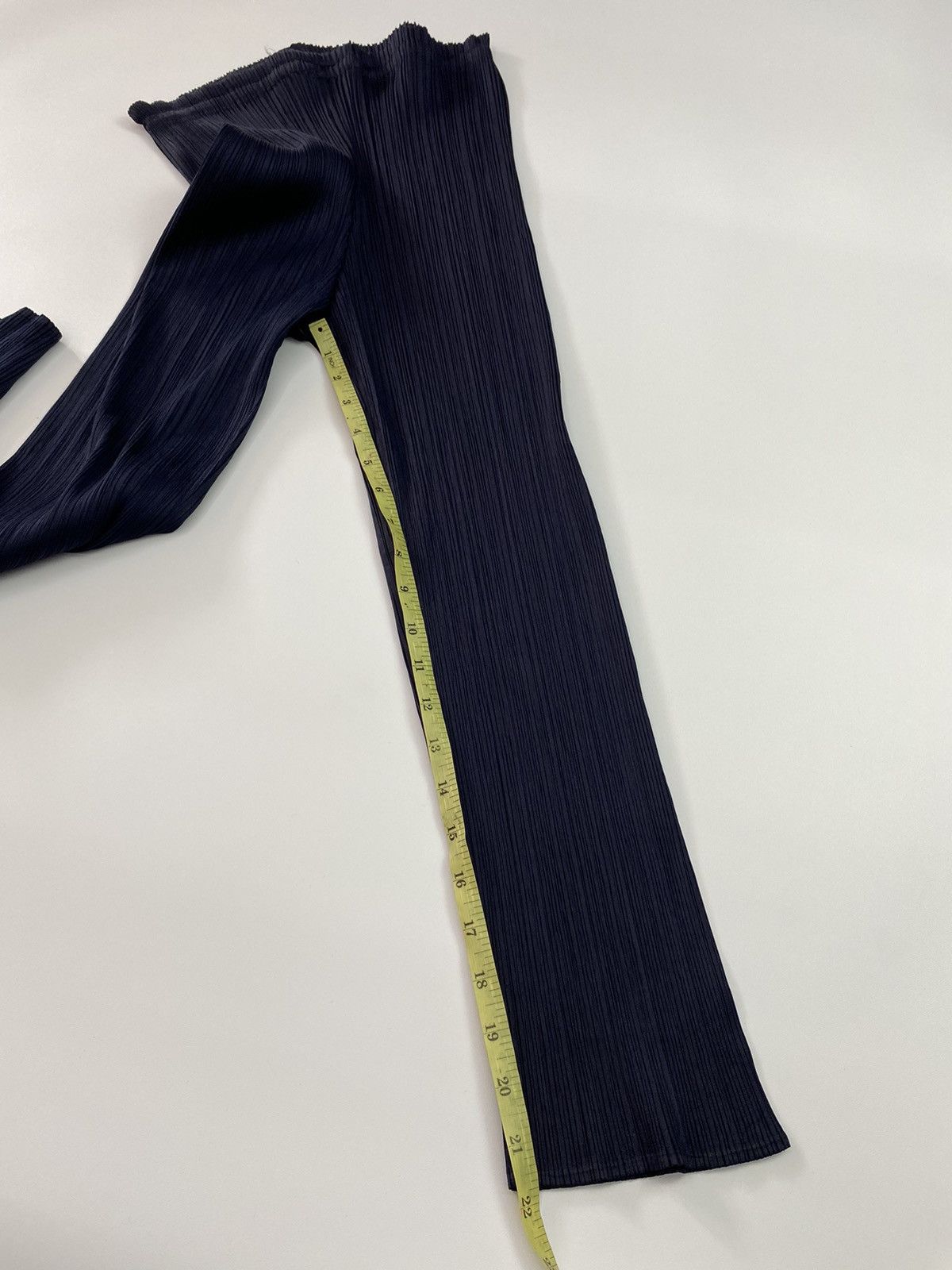 Designer × Issey Miyake × Pleats Please Issey Miyake pleated issey miyake pleatsplease trouser pant Size US 28 / EU 44 - 9 Thumbnail