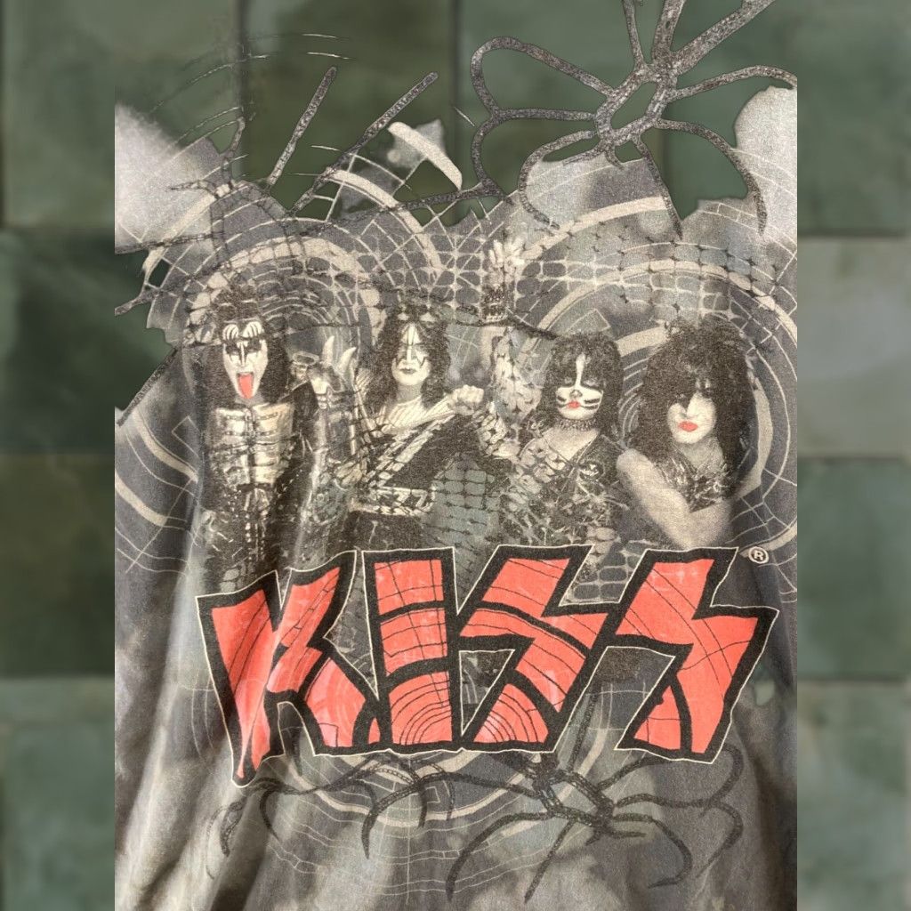 Vintage KISS Concert Tshirt Large Gray Tie Dye Mens Rock Band Tee Size US L / EU 52-54 / 3 - 1 Thumbnail