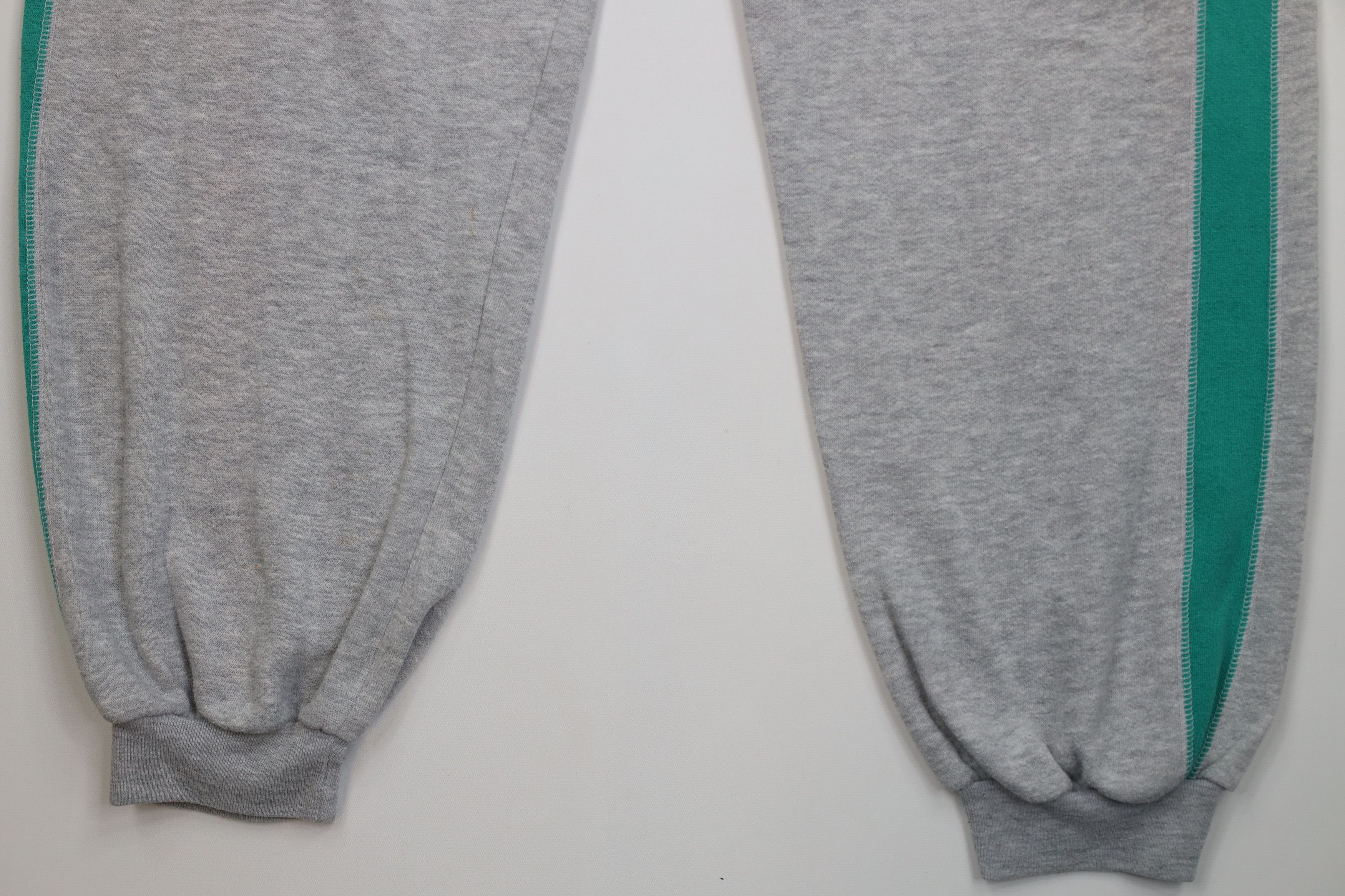 Puma Vintage 80s 90s Puma Triblend Sweatpants Joggers Pants Gray Size US 36 / EU 52 - 13 Thumbnail