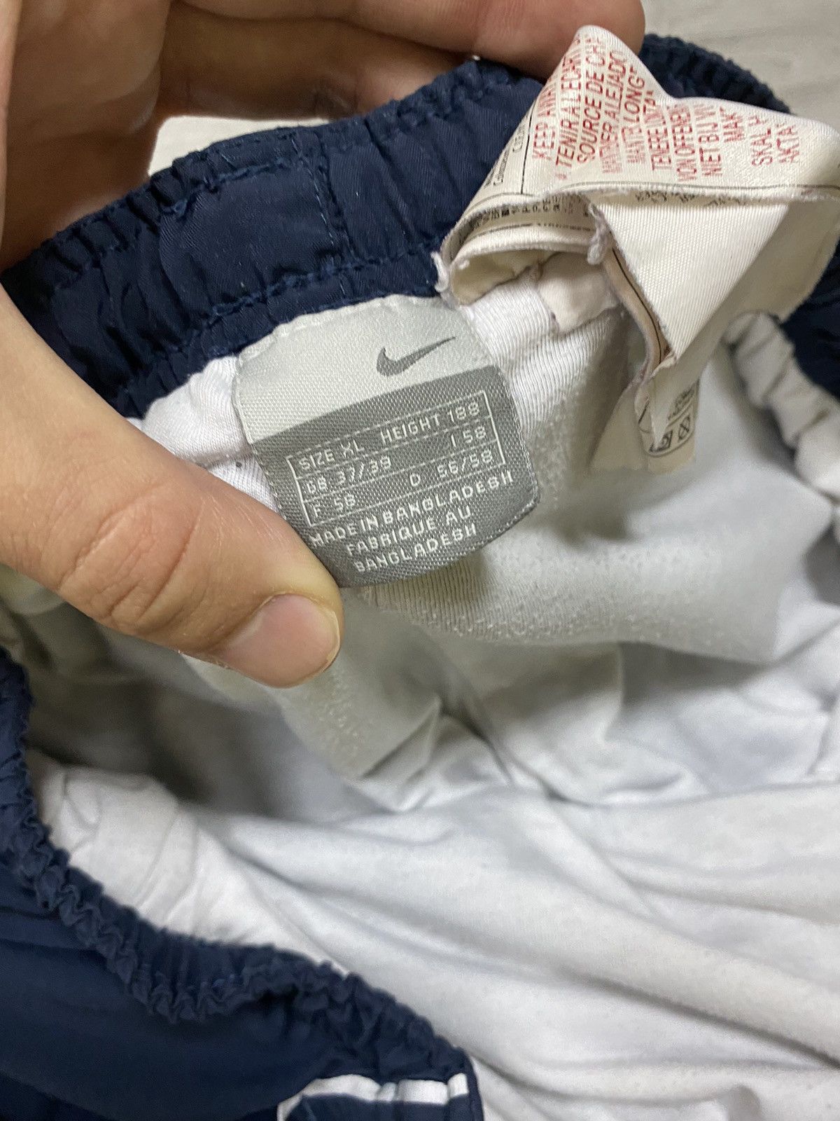 Nike Nike vintage parachute nylon pants striped Size US 36 / EU 52 - 7 Thumbnail